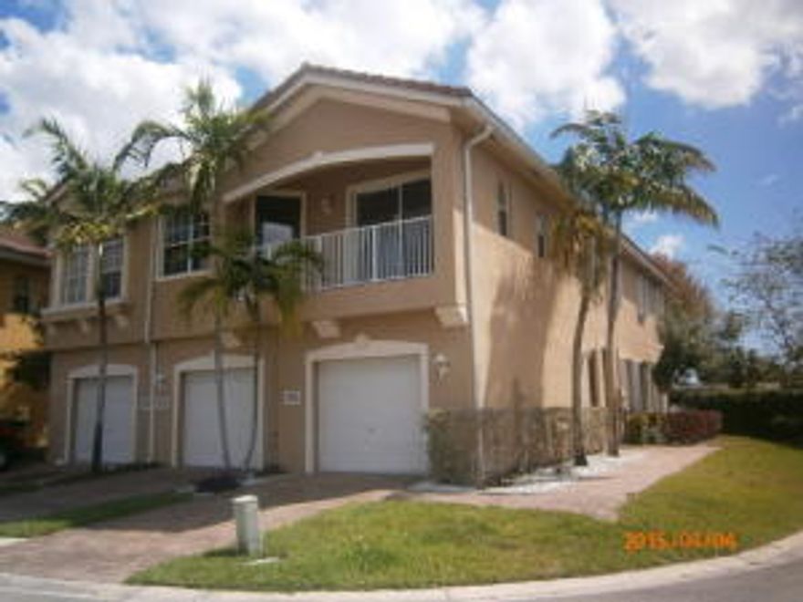 Nice 2 bed, 2 bath Townhouse with attached garage.  Home has new carpet and is move-in ready.  This home is just minutes away from I-95, downtown West Palm Beach, the Gardens Mall and restaurants.  Seller is offering a ''Special Financing'' product for qualified purchasers.  See attached flyer for additional details and Lender information.  Information provided in the MLS is estimated, not warranted and should be verified by the buyer. Buyers are responsible for the purchase of clickers, gate keys and fobs. Buyer is responsible for any condo/HOA docs. This property is eligible through the Freddie Mac First Look Initiative through 4/25/2015 for owner occupants and second home buyers. Investor offers will not be negotiated until after 4/25/2015.