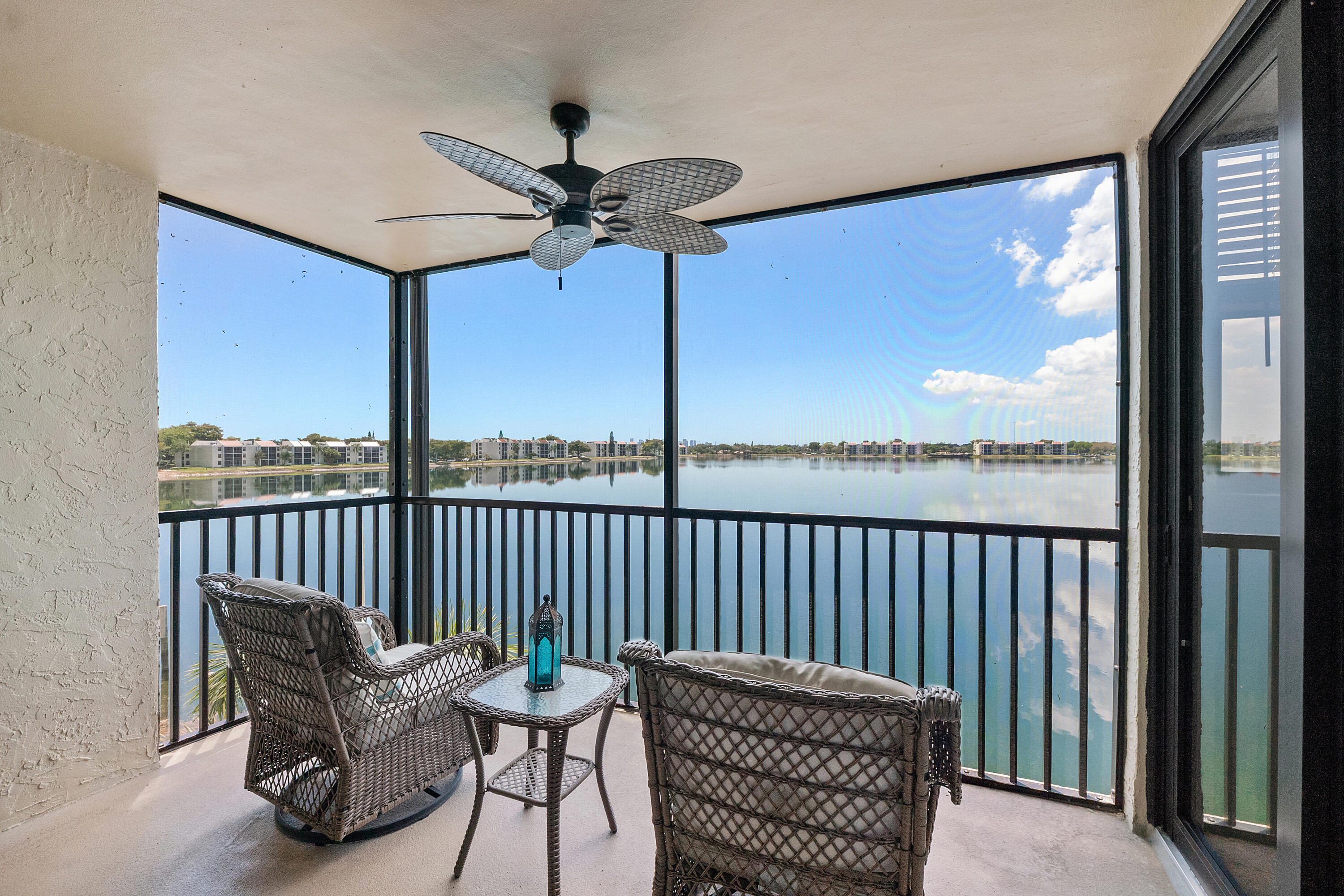 LAKE EMERALD CONDOMINIUM NO TWO - Residential