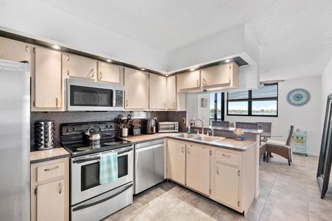 Tiny photo for 106 Lake Emerald Drive #308, Oakland Park, FL 33309 (MLS # B26025919)