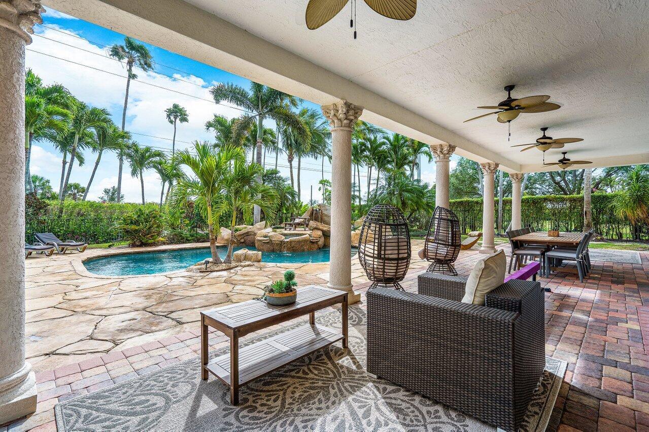 WELLINGTON AERO CLUB OF T - Residential