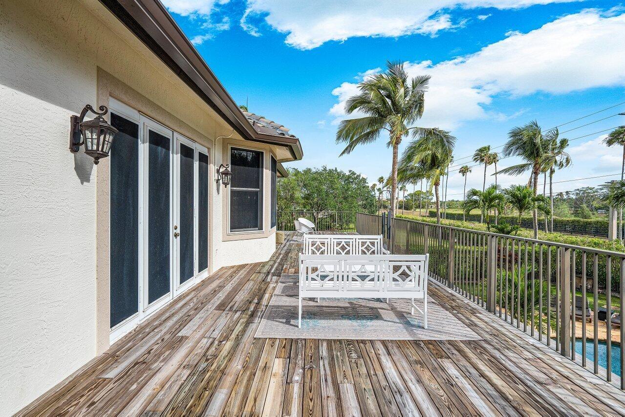 WELLINGTON AERO CLUB OF T - Residential