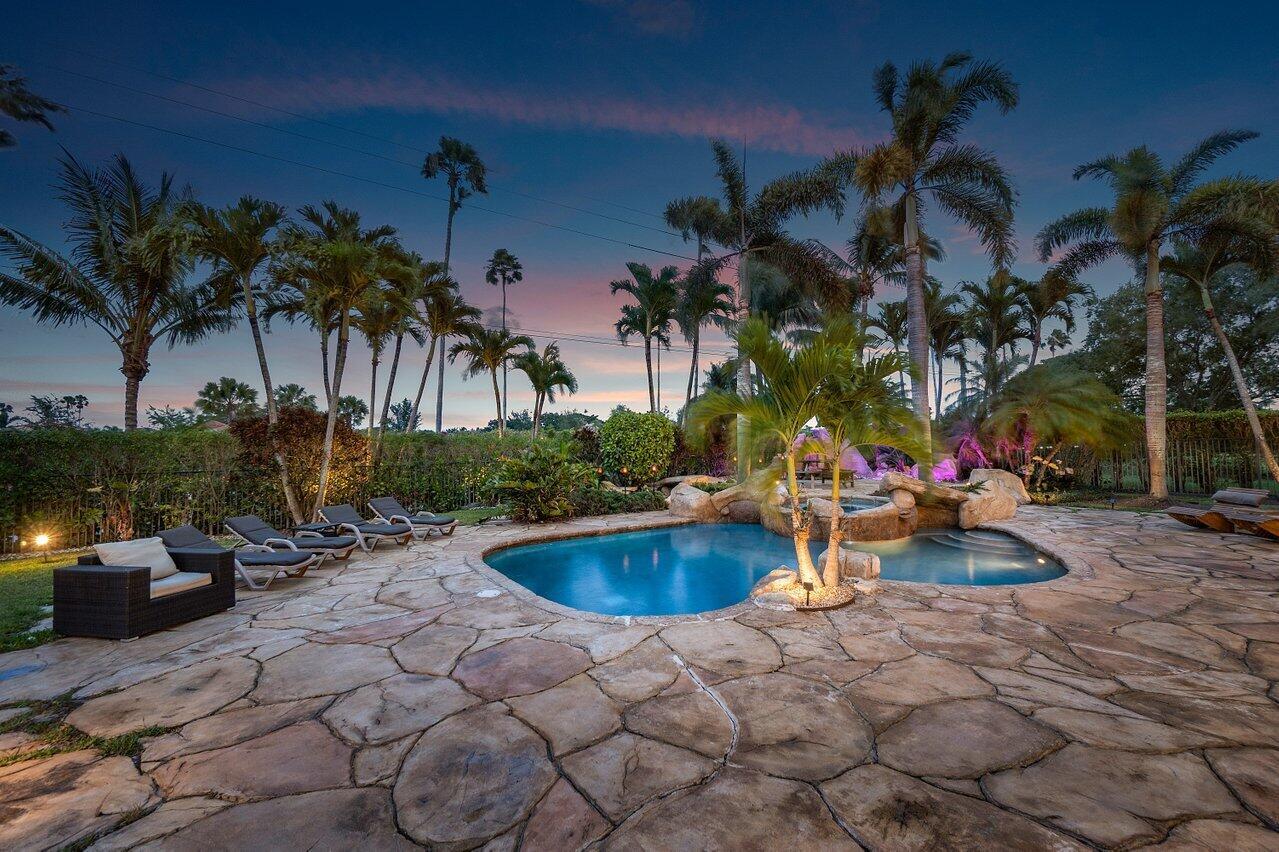 WELLINGTON AERO CLUB OF T - Residential