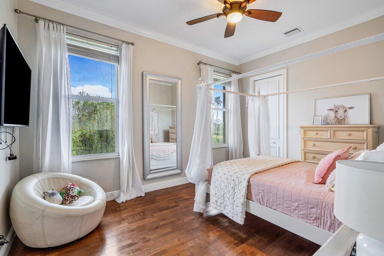 WELLINGTON AERO CLUB OF T - Residential