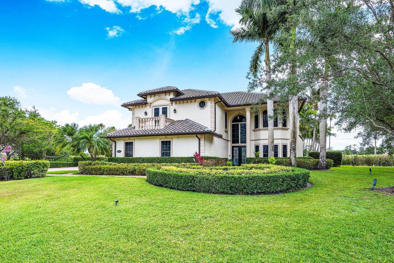 WELLINGTON AERO CLUB OF T - Residential