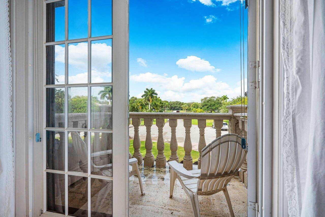 WELLINGTON AERO CLUB OF T - Residential