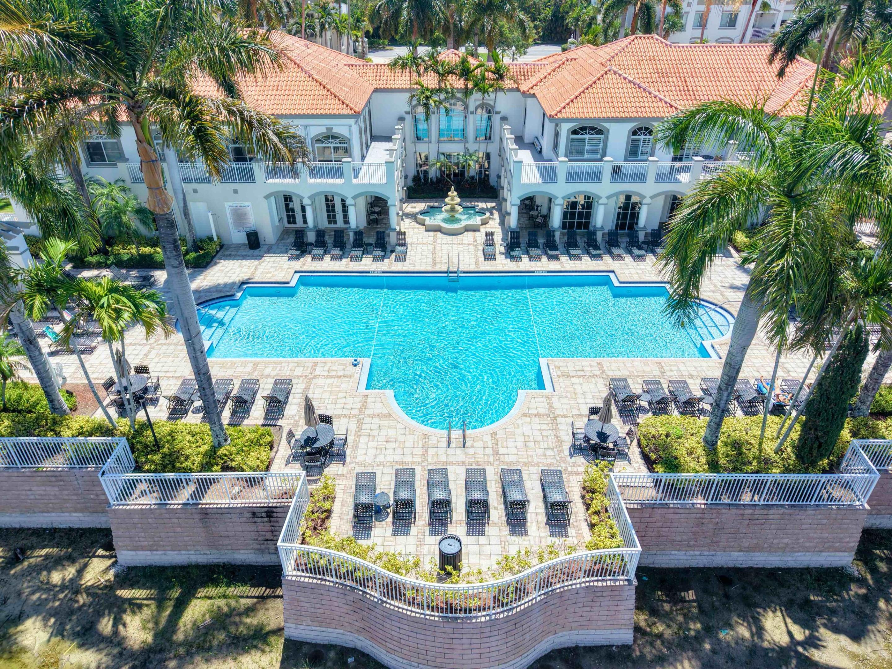RESIDENCES AT LEGACY PLACE CONDO - Residential Lease