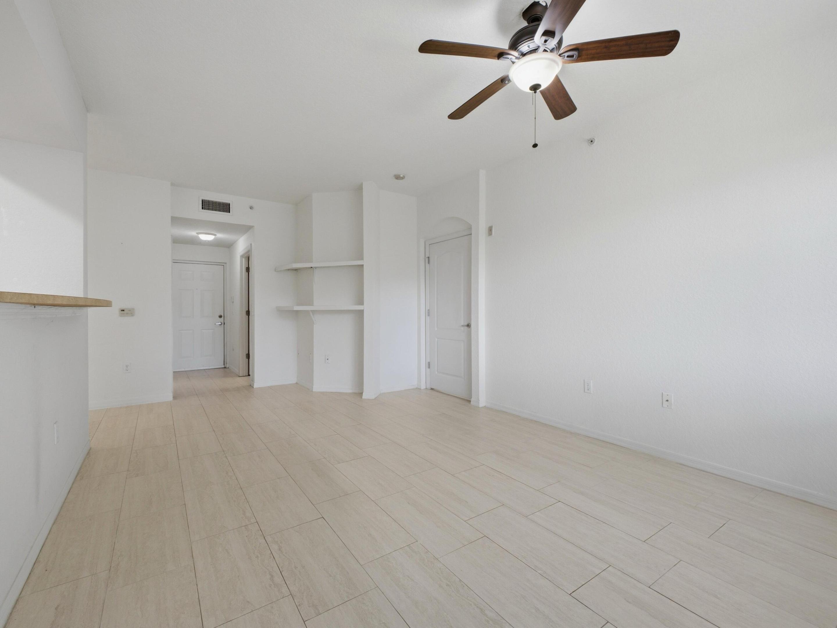 RESIDENCES AT LEGACY PLACE CONDO - Residential Lease