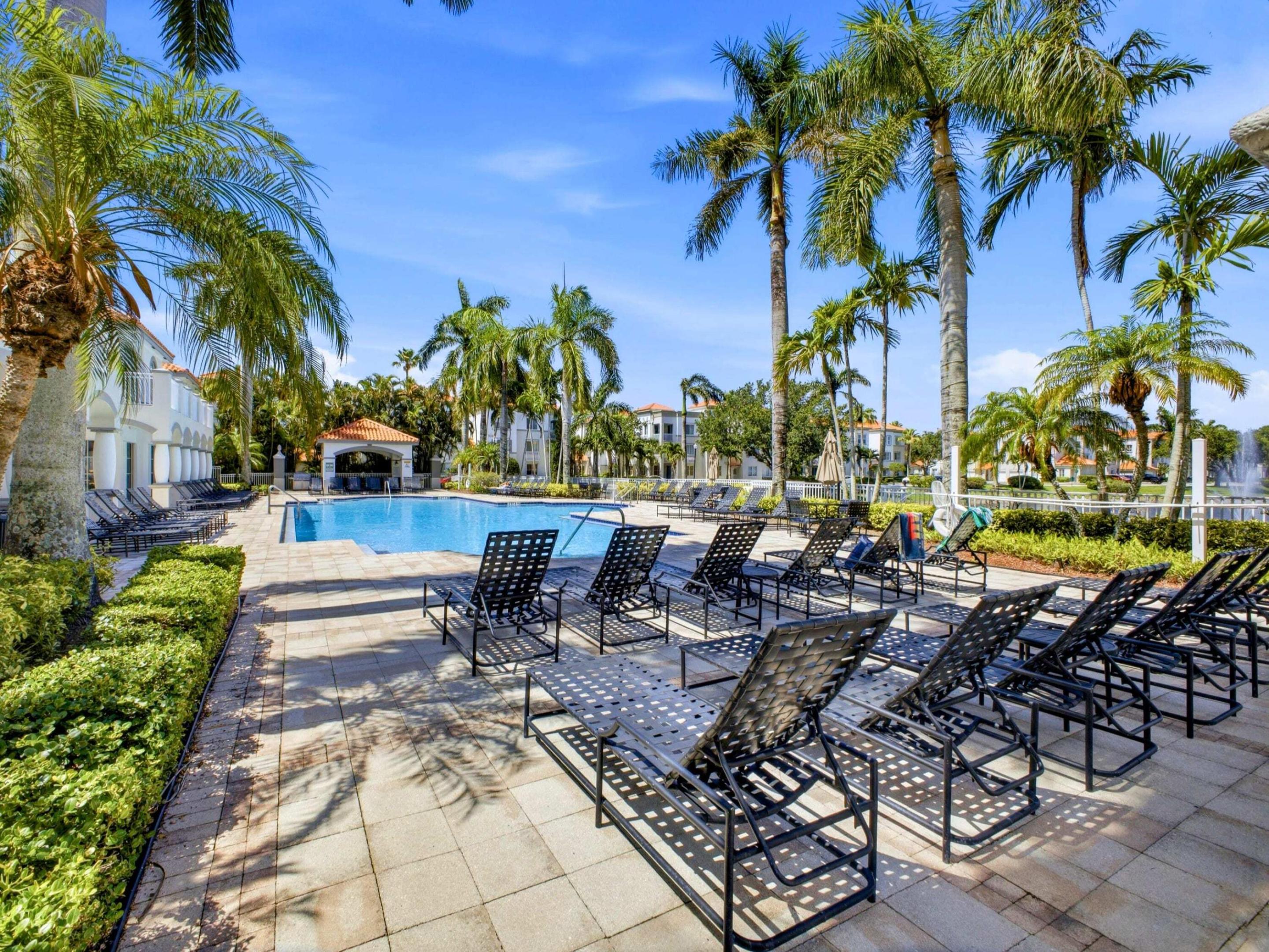 RESIDENCES AT LEGACY PLACE CONDO - Residential Lease