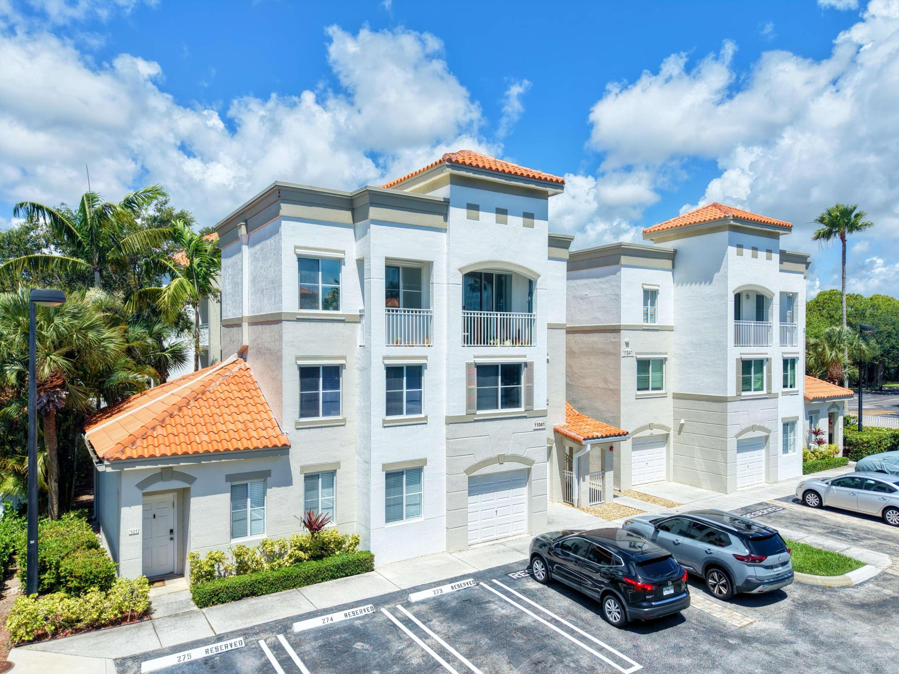 RESIDENCES AT LEGACY PLACE CONDO - Residential Lease