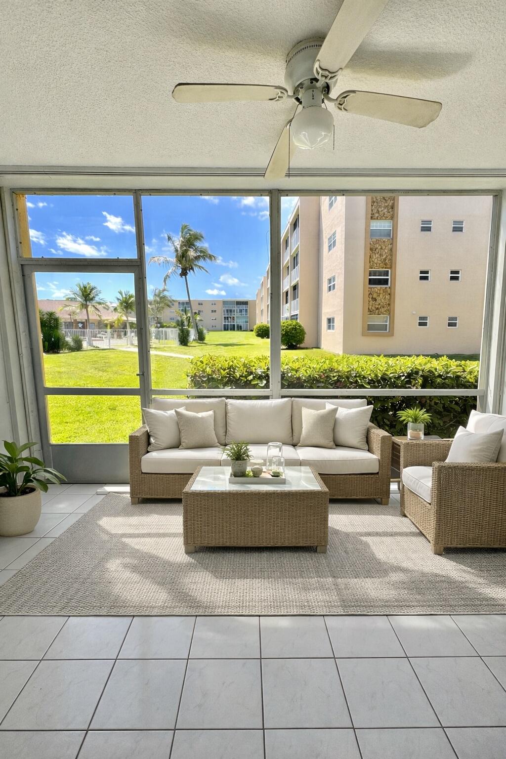 202 SE 10th Street 105