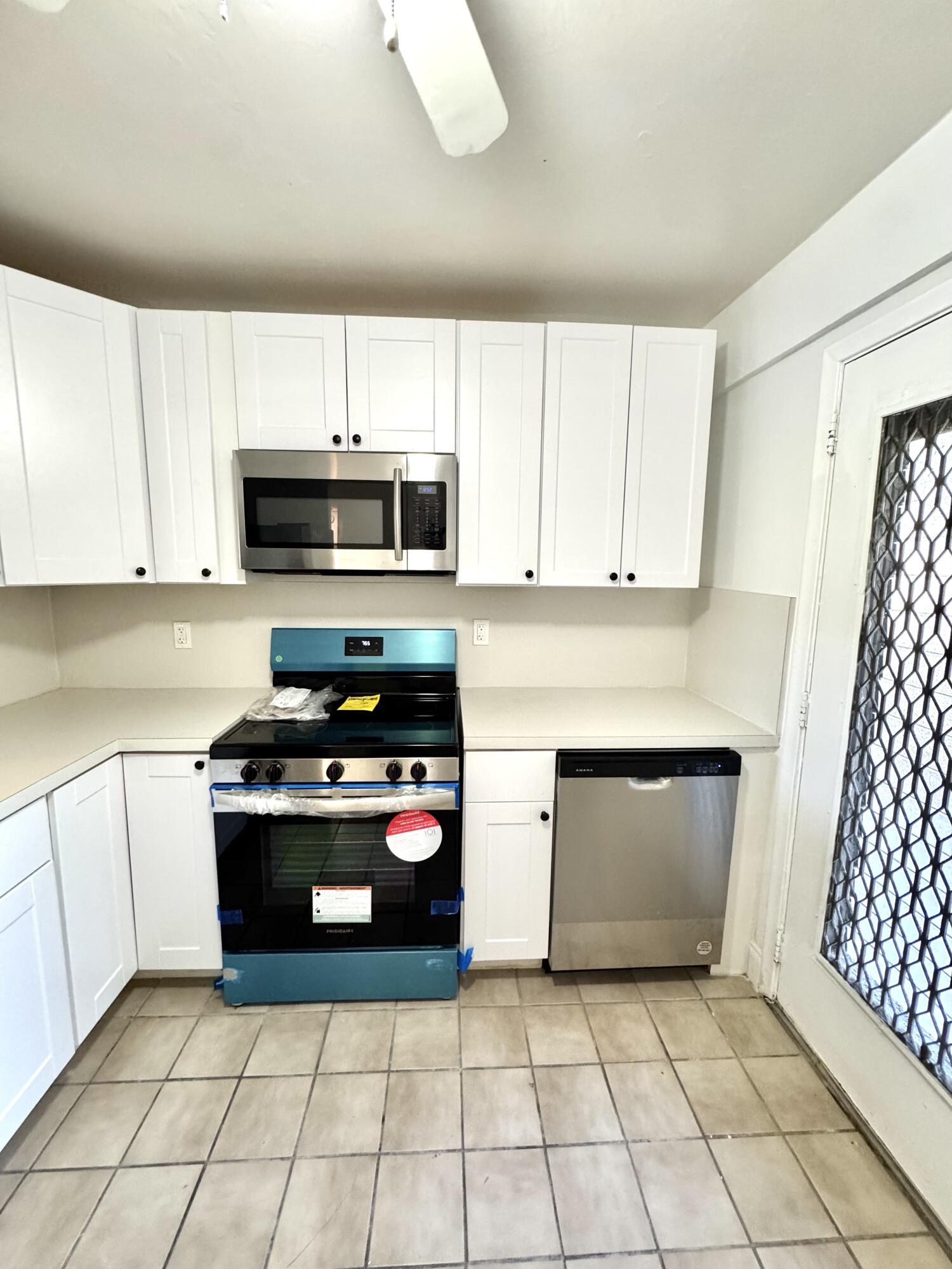 MEADOWBROOK LAKES CONDO - Residential