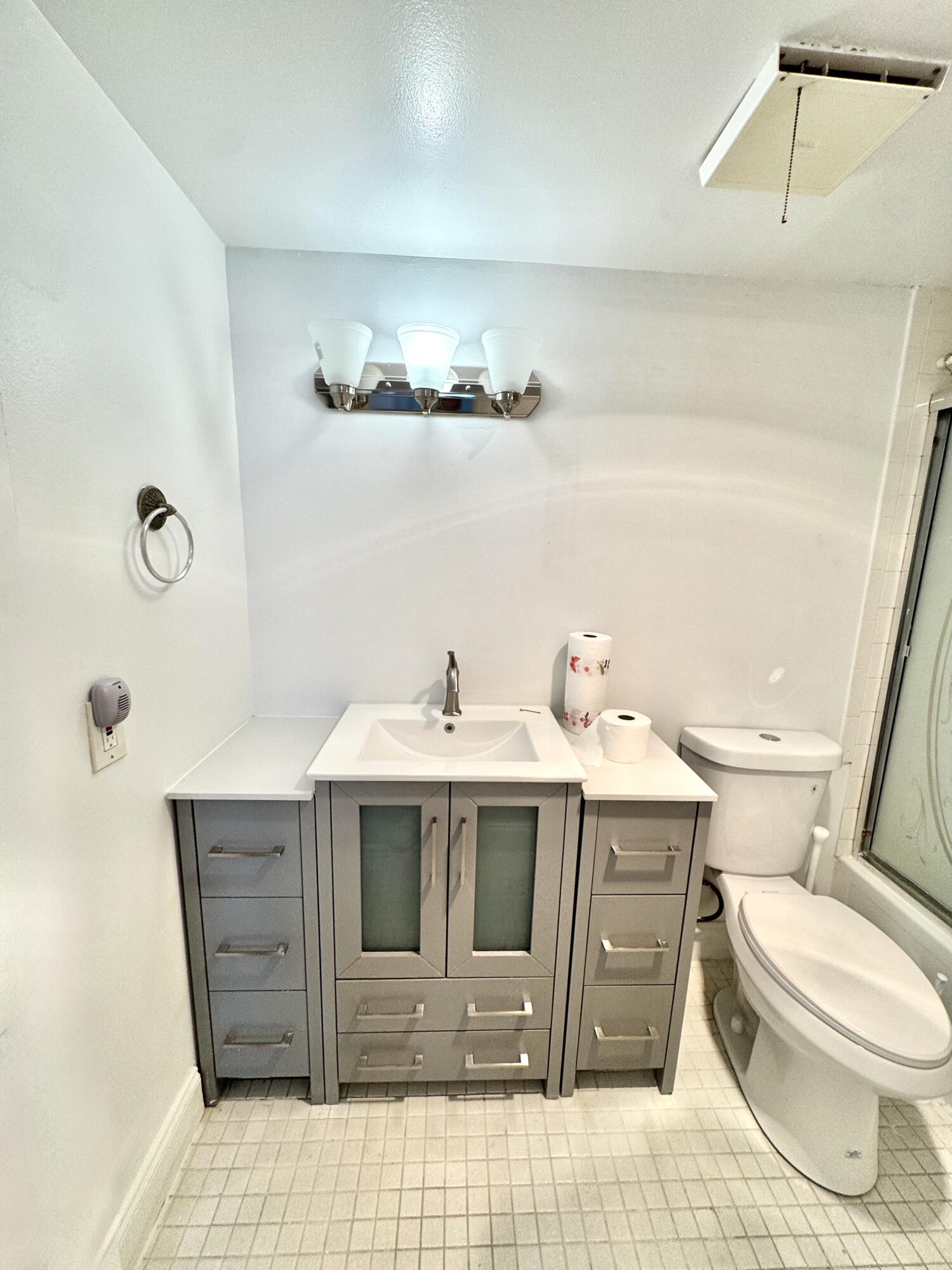 MEADOWBROOK LAKES CONDO - Residential