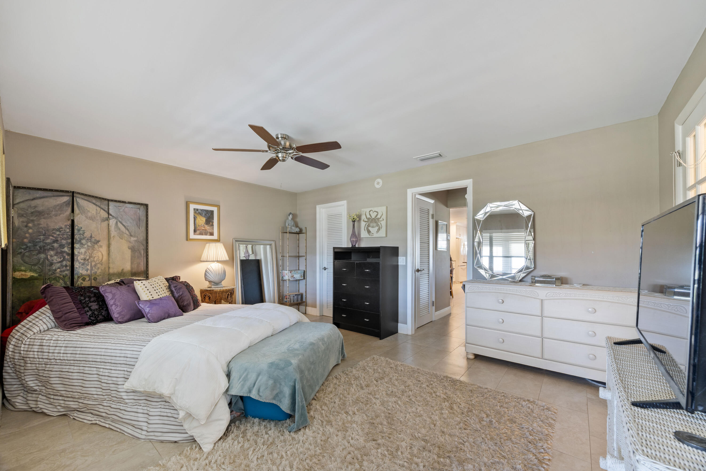 HIGH POINT WEST CONDO 2 - Residential