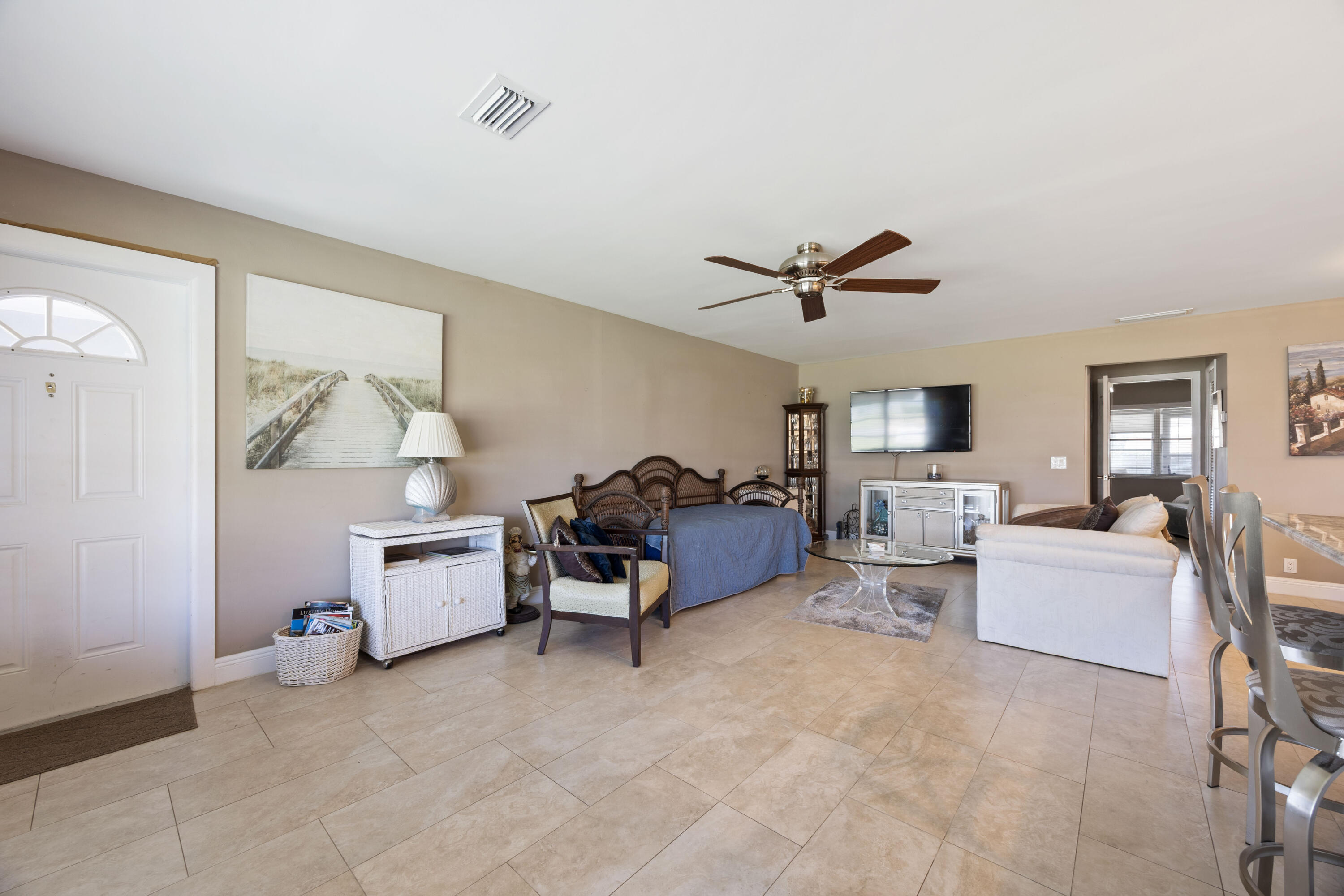 HIGH POINT WEST CONDO 2 - Residential