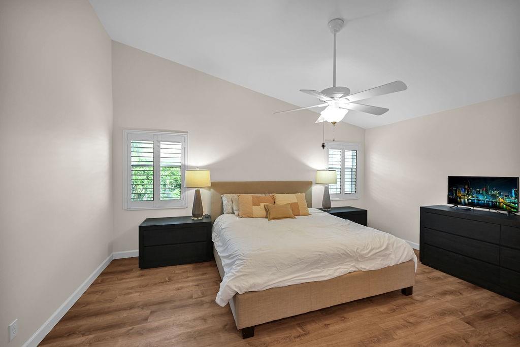 Palm Isles - Residential