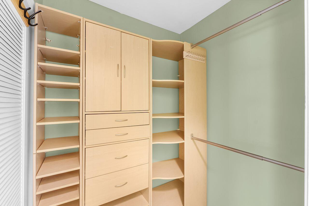 HIGHLAND LAKES SEC 6 - Residential