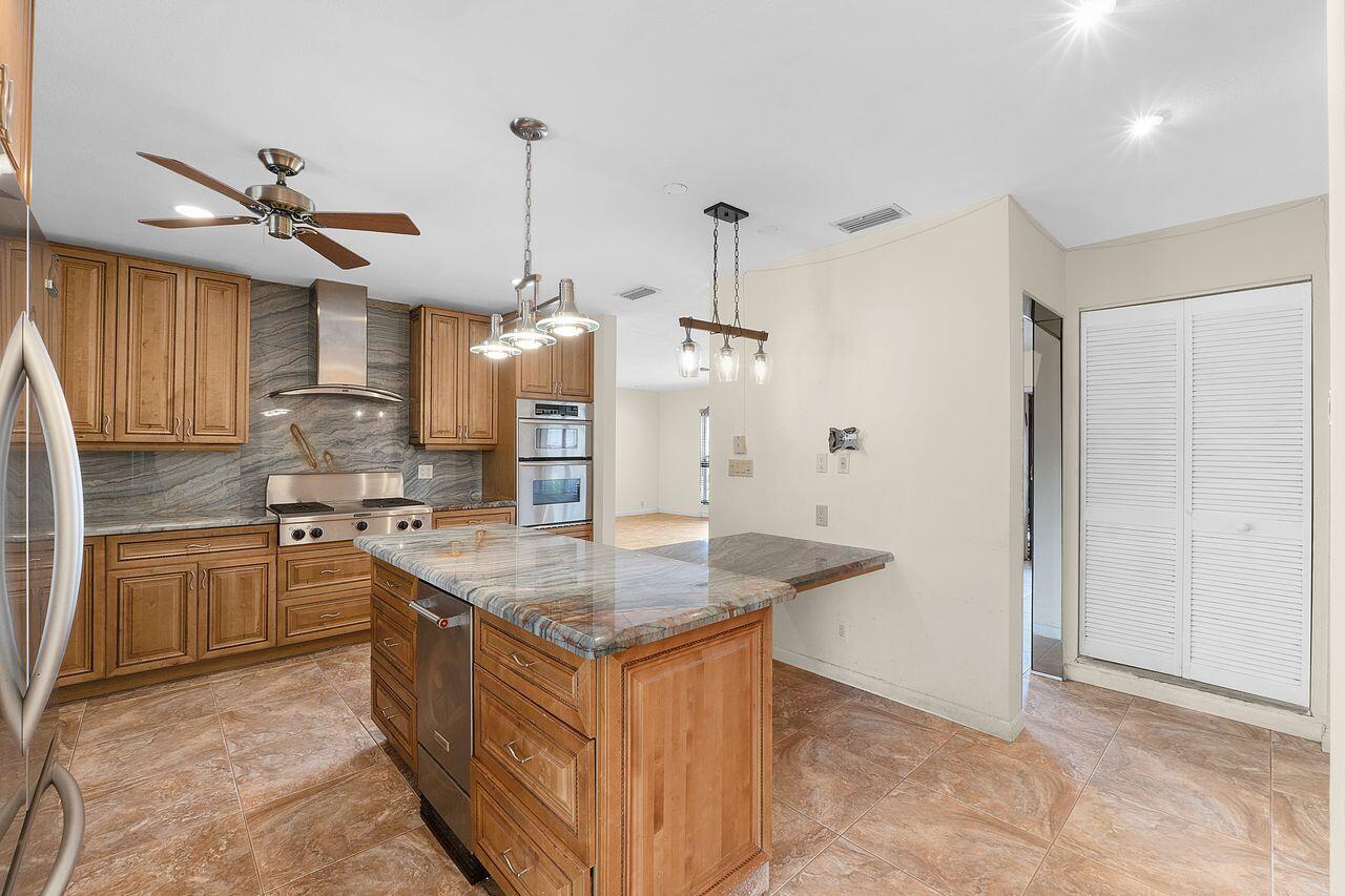 HIGHLAND LAKES SEC 6 - Residential