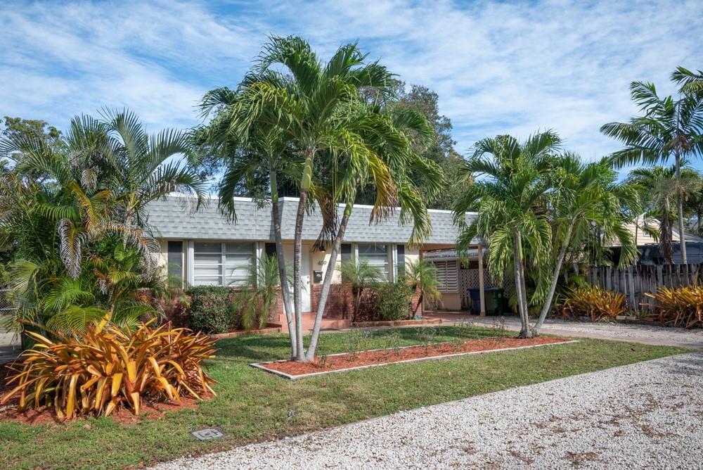 Petite 18-18 B - Residential