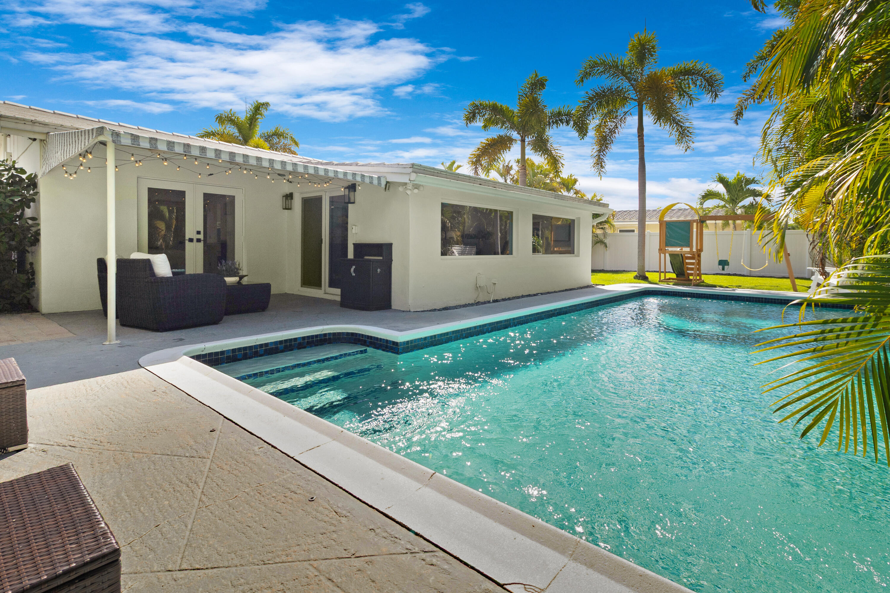 CORAL RIDGE ISLES - Residential