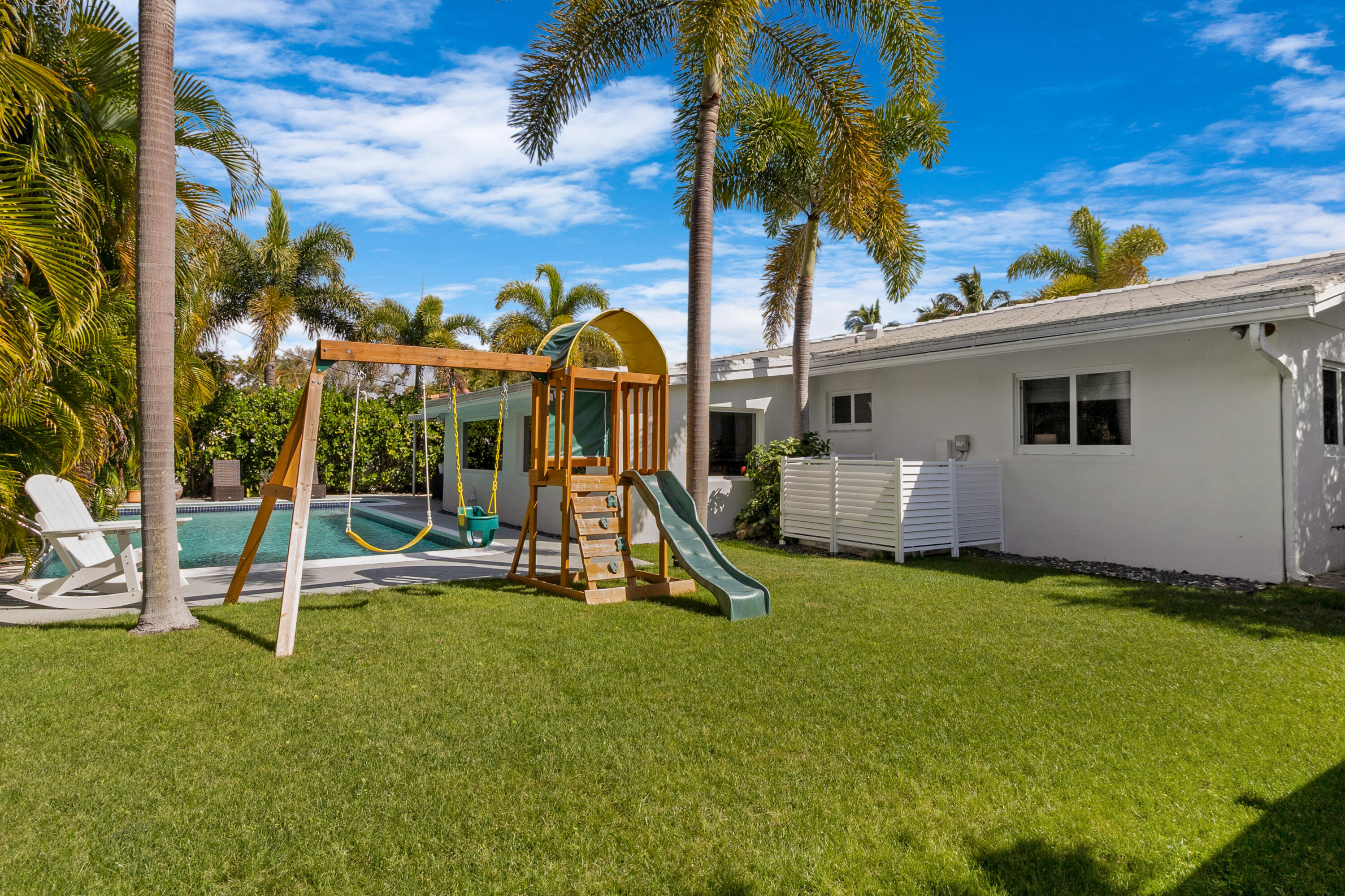 CORAL RIDGE ISLES - Residential