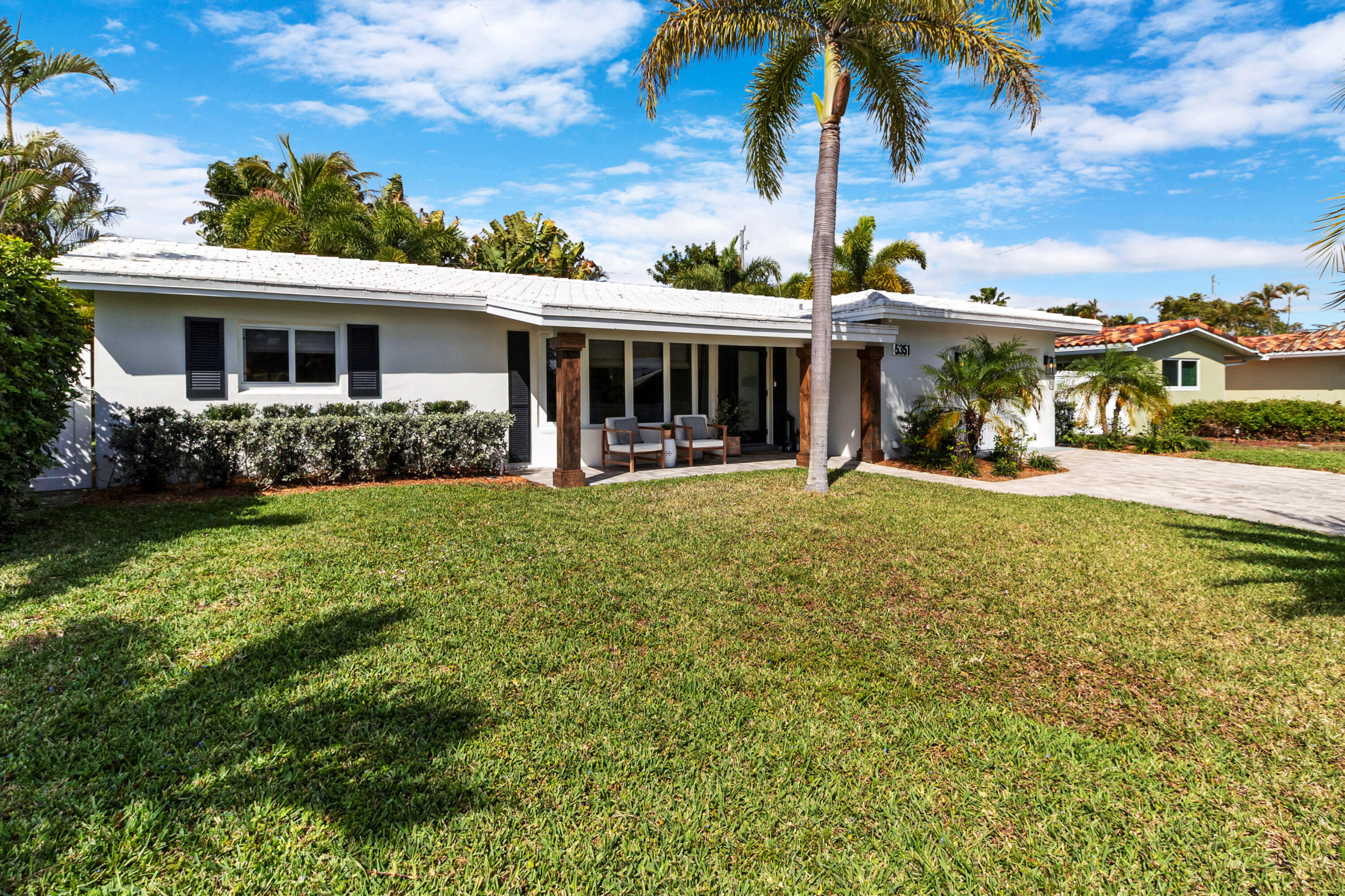 5351 NE 16th Terrace