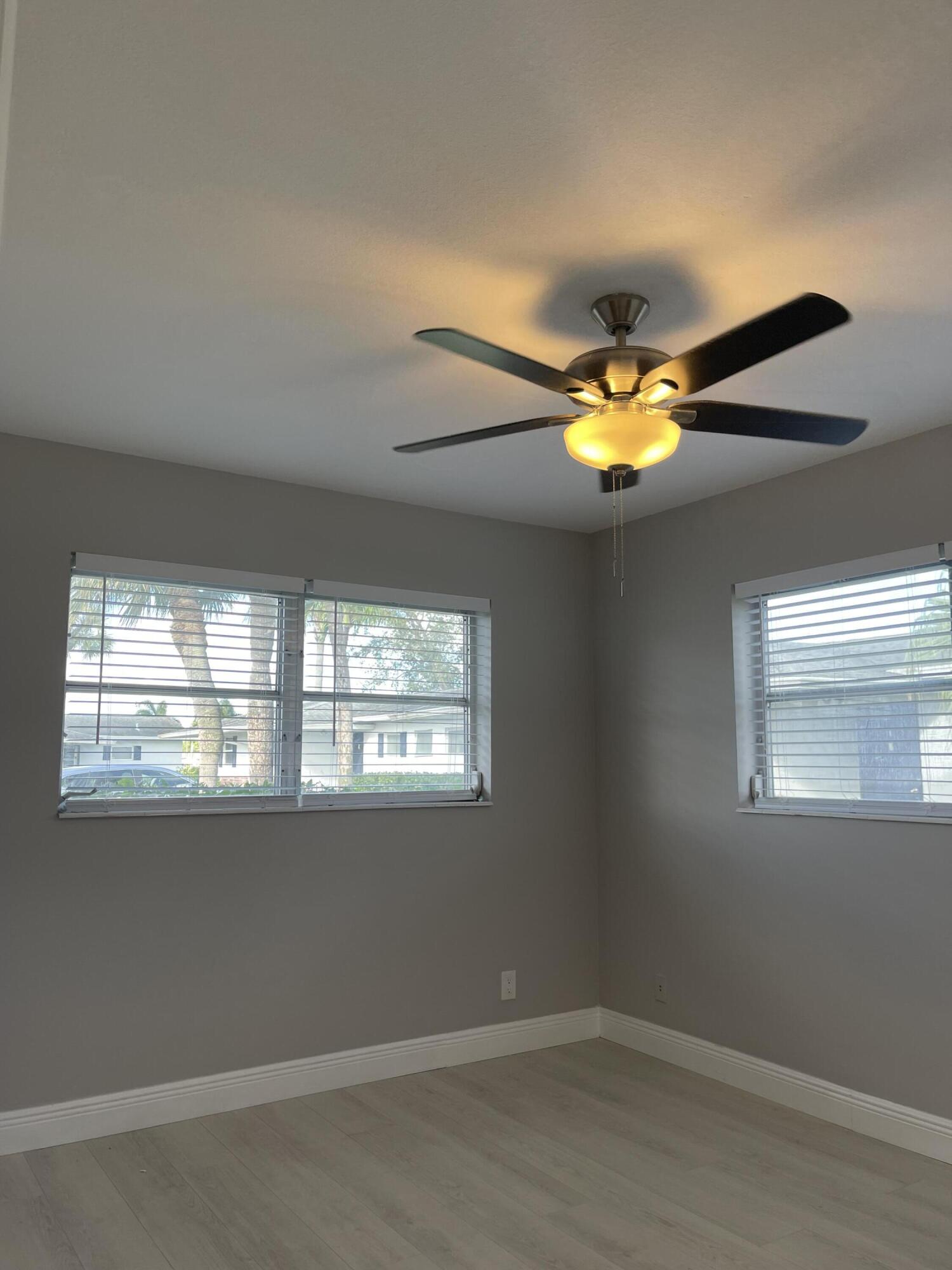 CRESTHAVEN VILLAS 29 CONDO - Residential Lease