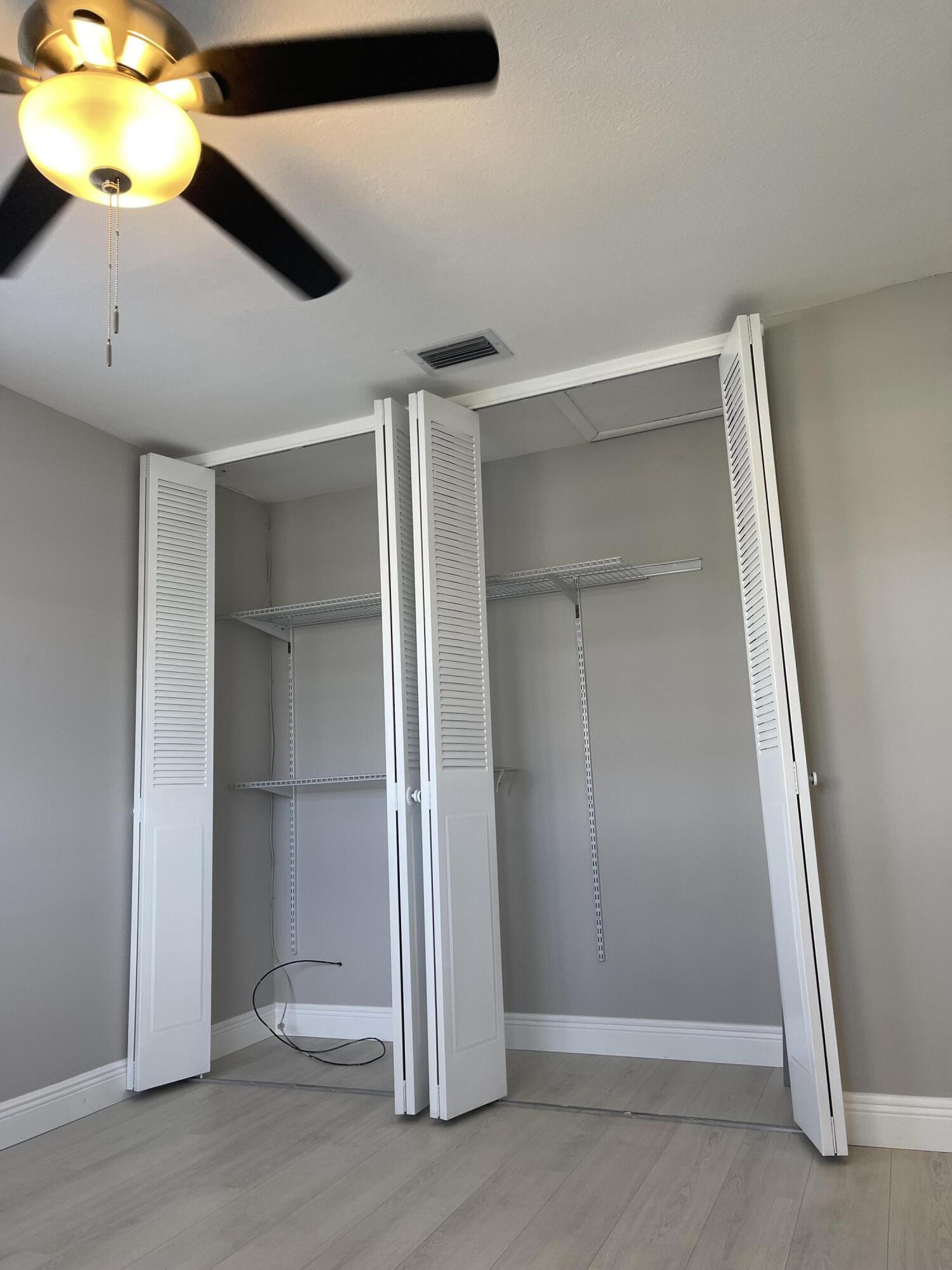 CRESTHAVEN VILLAS 29 CONDO - Residential Lease