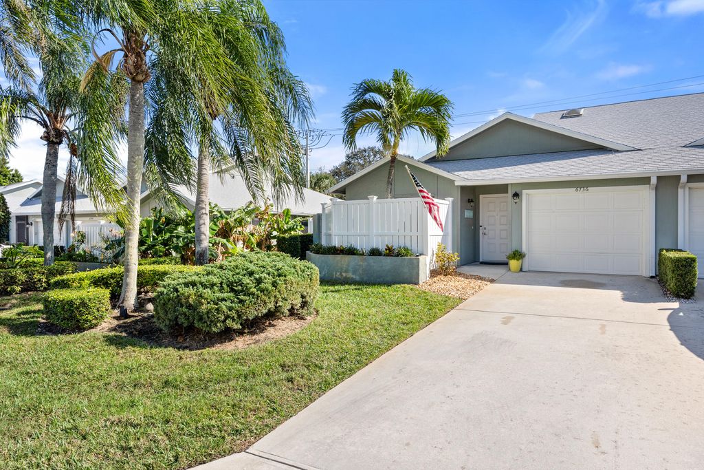 Photo of 6736 SE Yorktown Drive, Hobe Sound, FL 33455 (MLS # R10951671)