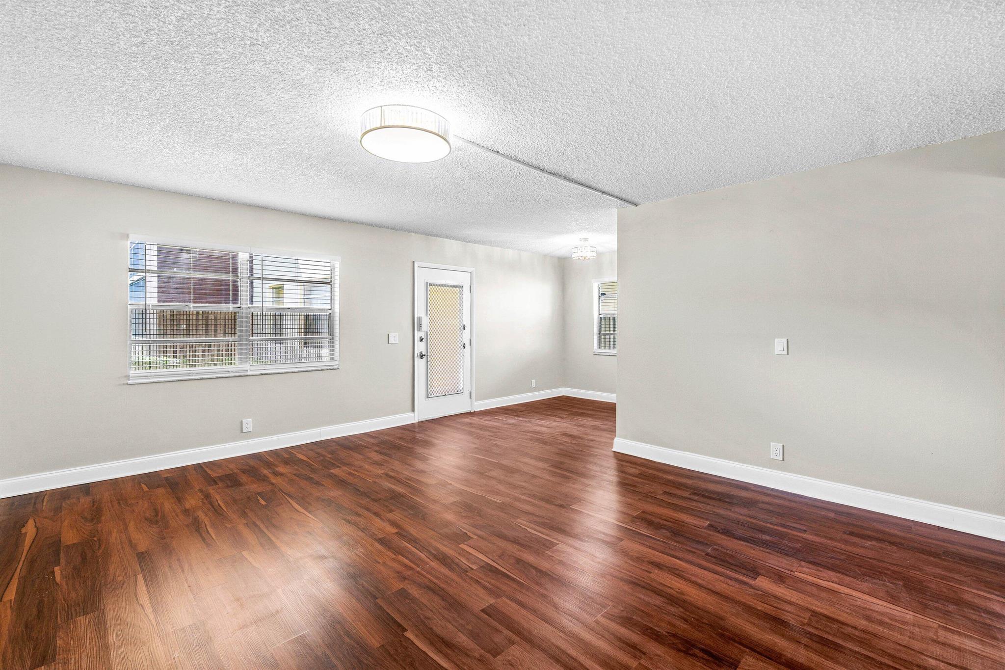 KINGS POINT NORMANDY COND - Residential Lease