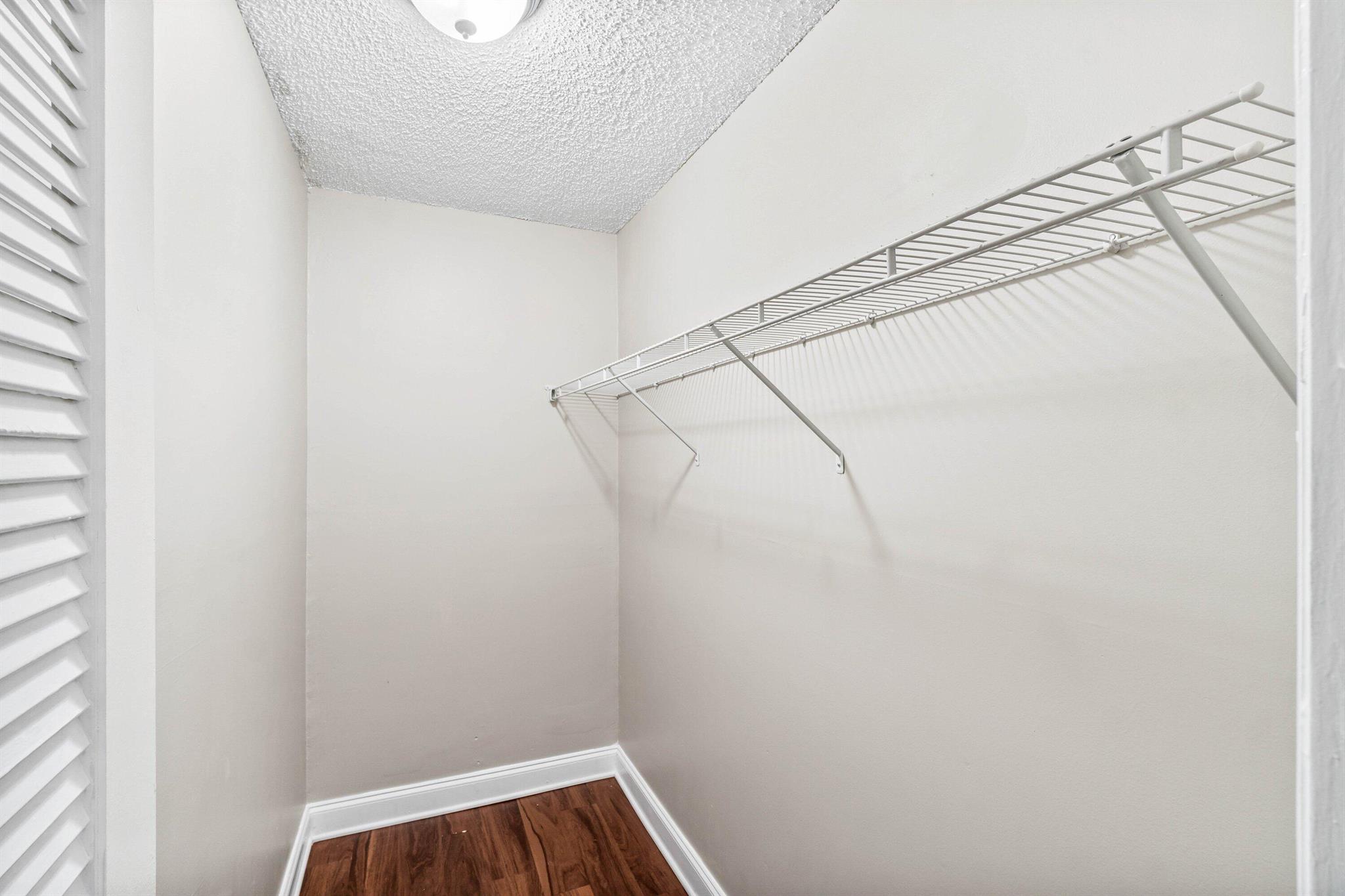 KINGS POINT NORMANDY COND - Residential Lease