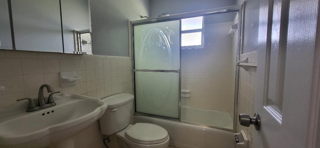 CORAL RIDGE ISLES - Residential Lease