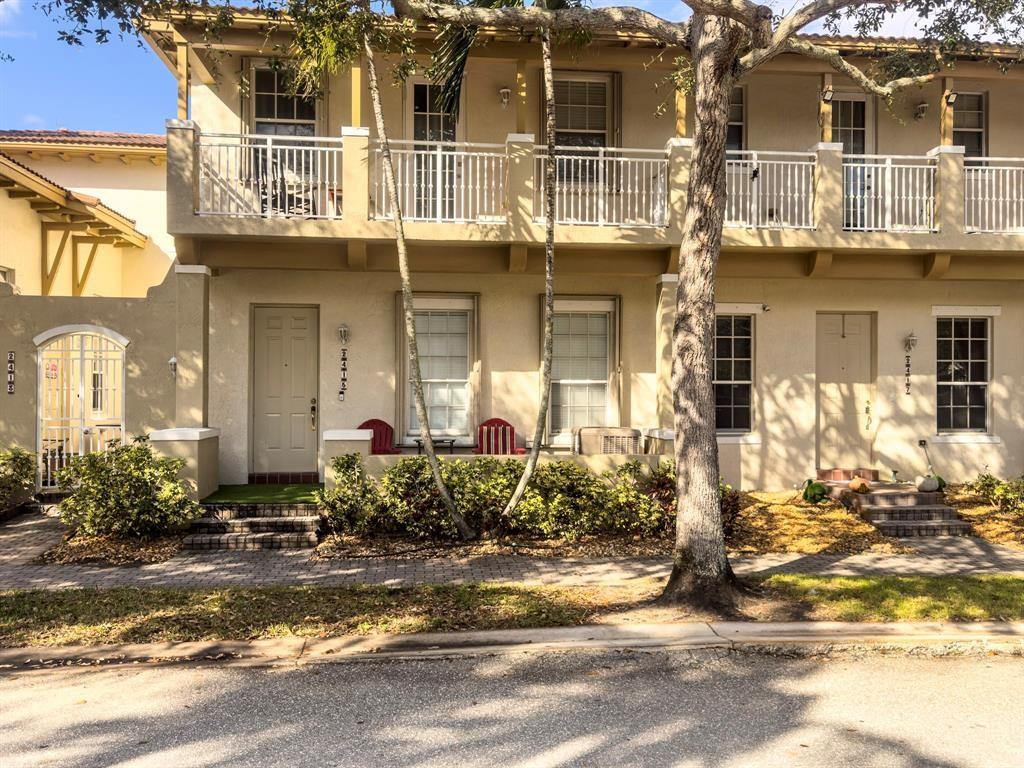 2415 NW 7th St