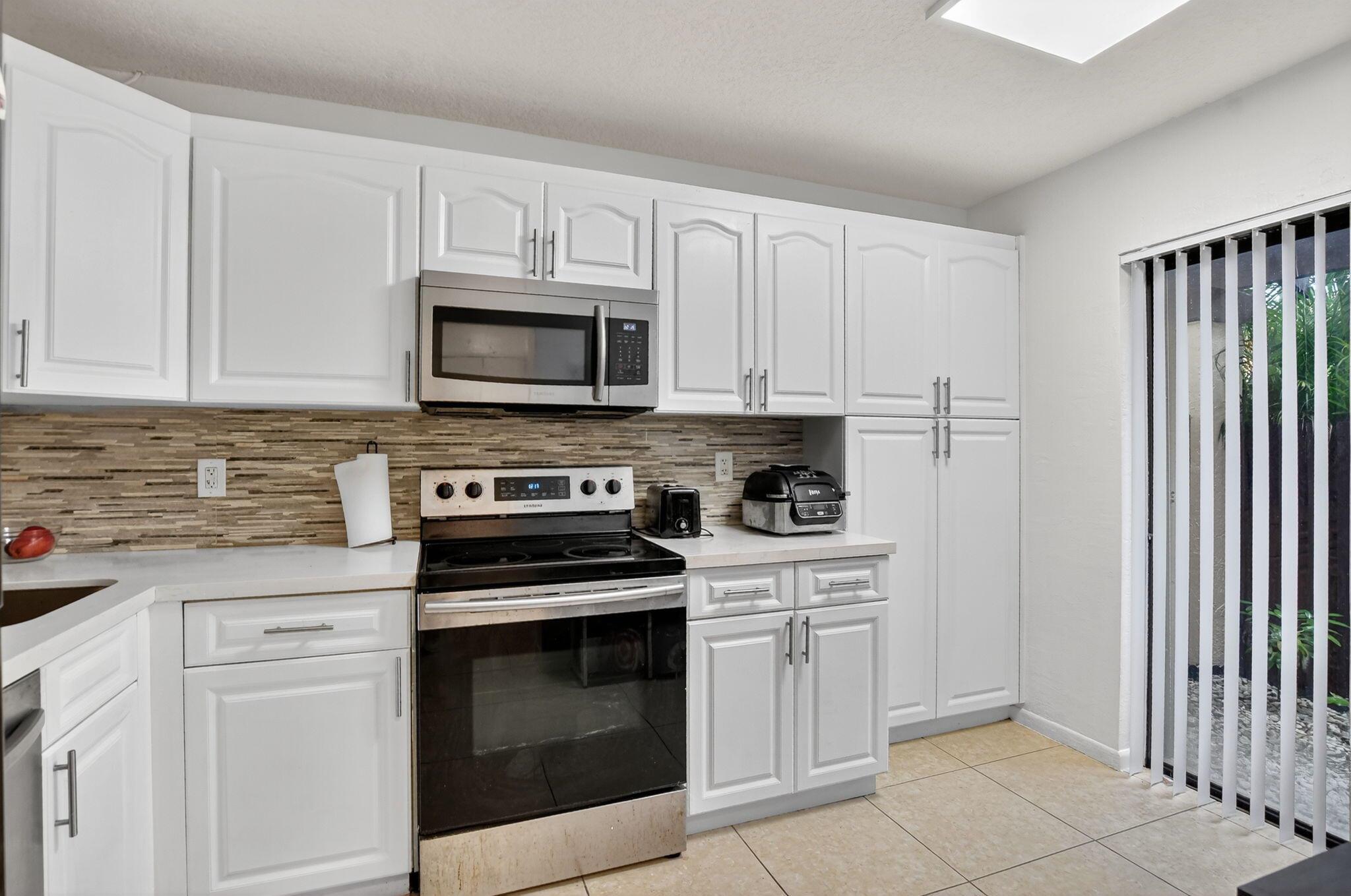 TARTAN COCONUT CREEK PHAS - Residential