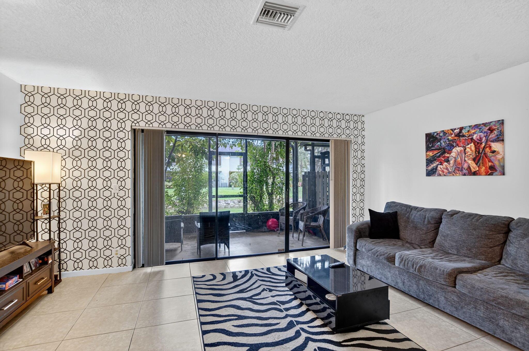 TARTAN COCONUT CREEK PHAS - Residential