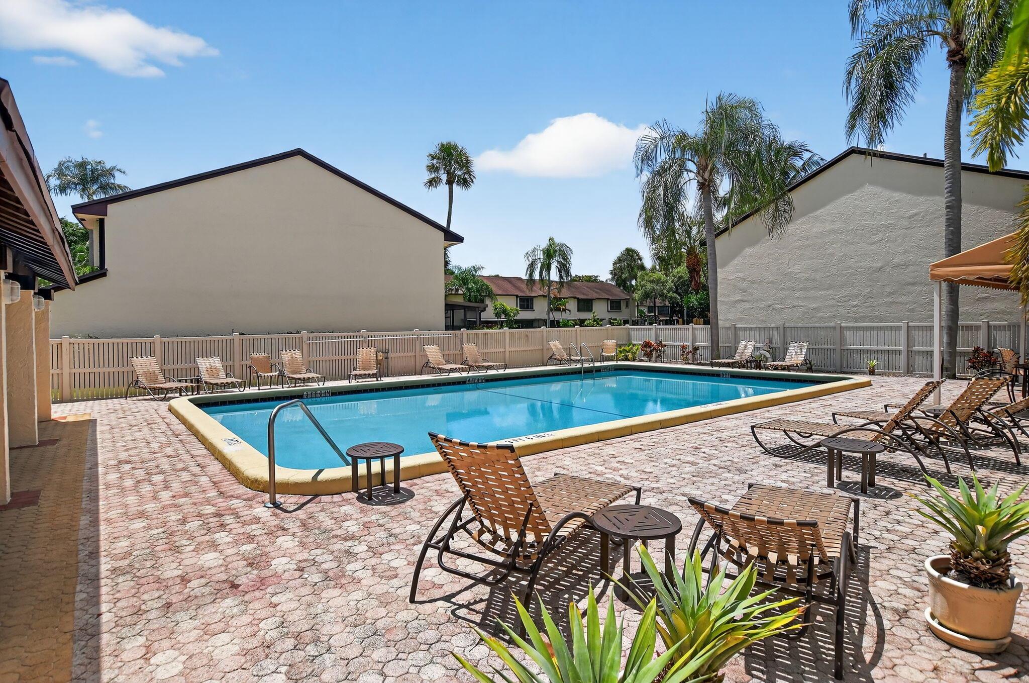 TARTAN COCONUT CREEK PHAS - Residential