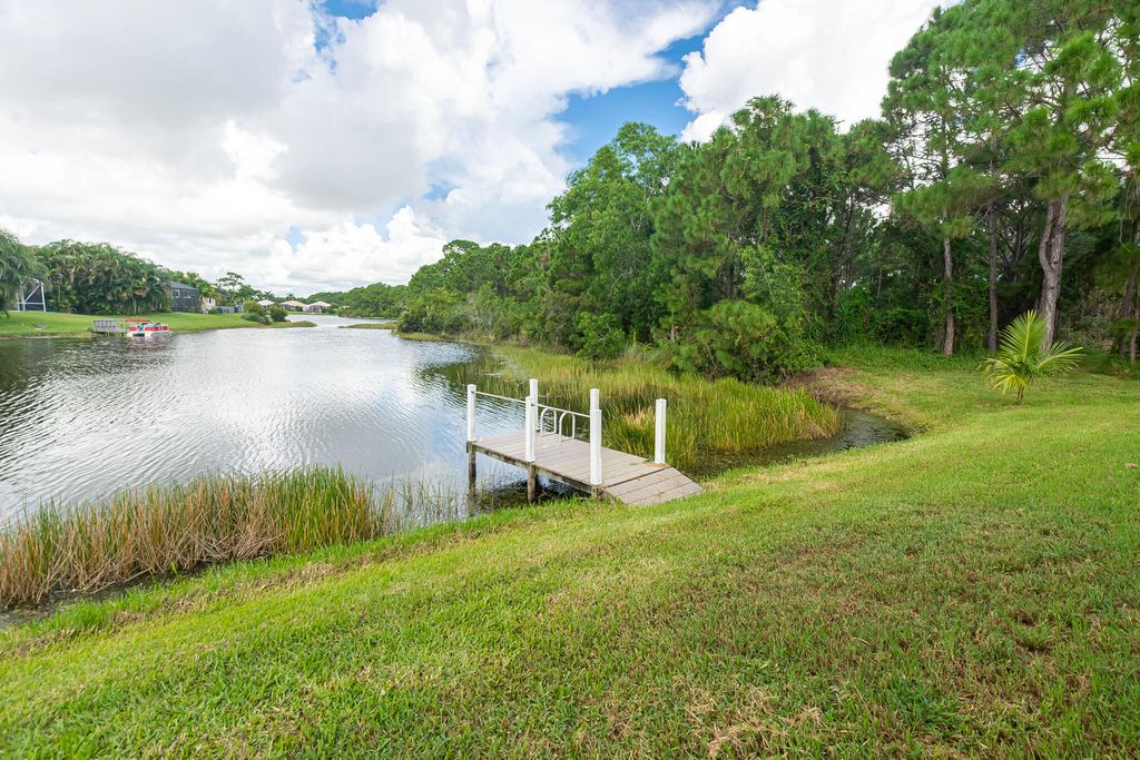 Photo of 569 SW Romora Bay, Port Saint Lucie, FL 34986 (MLS # R11017114)