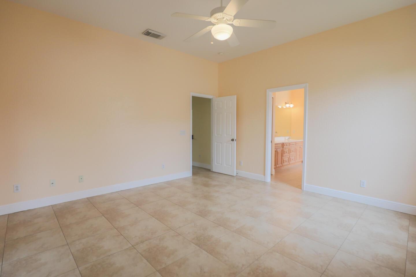 25/37S/39E - Residential