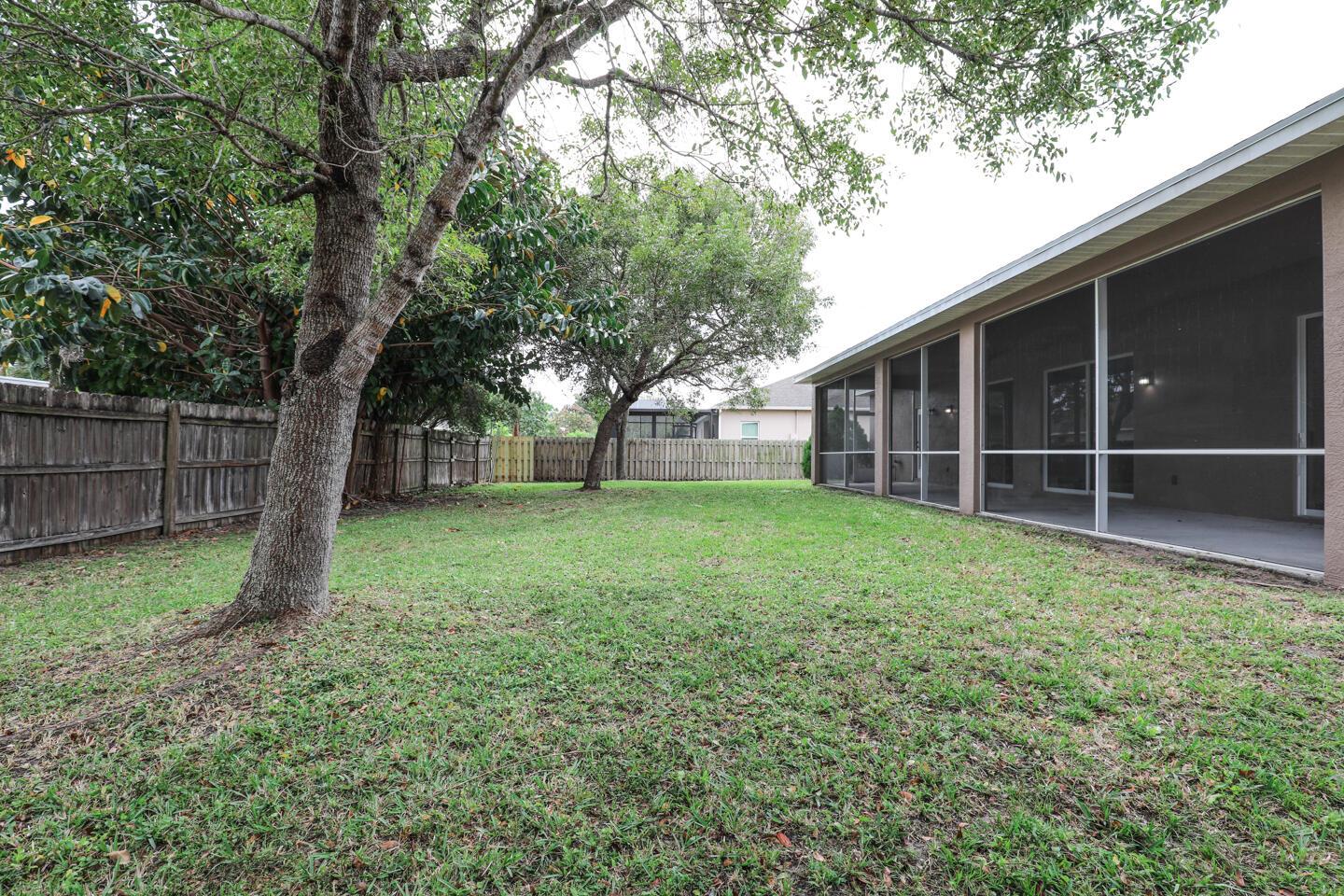 25/37S/39E - Residential