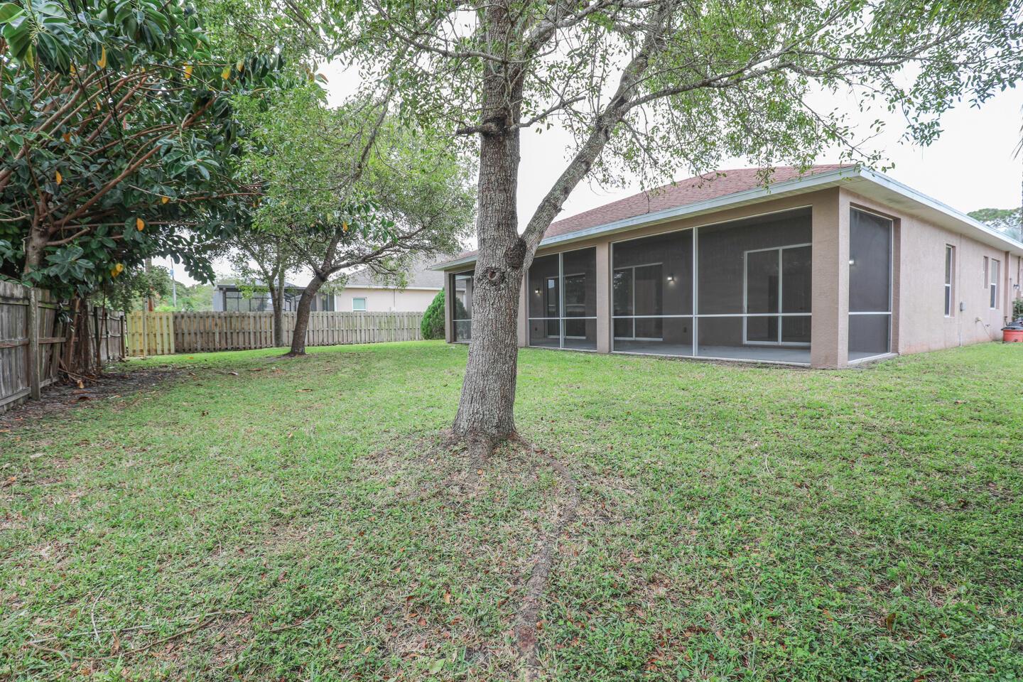 25/37S/39E - Residential