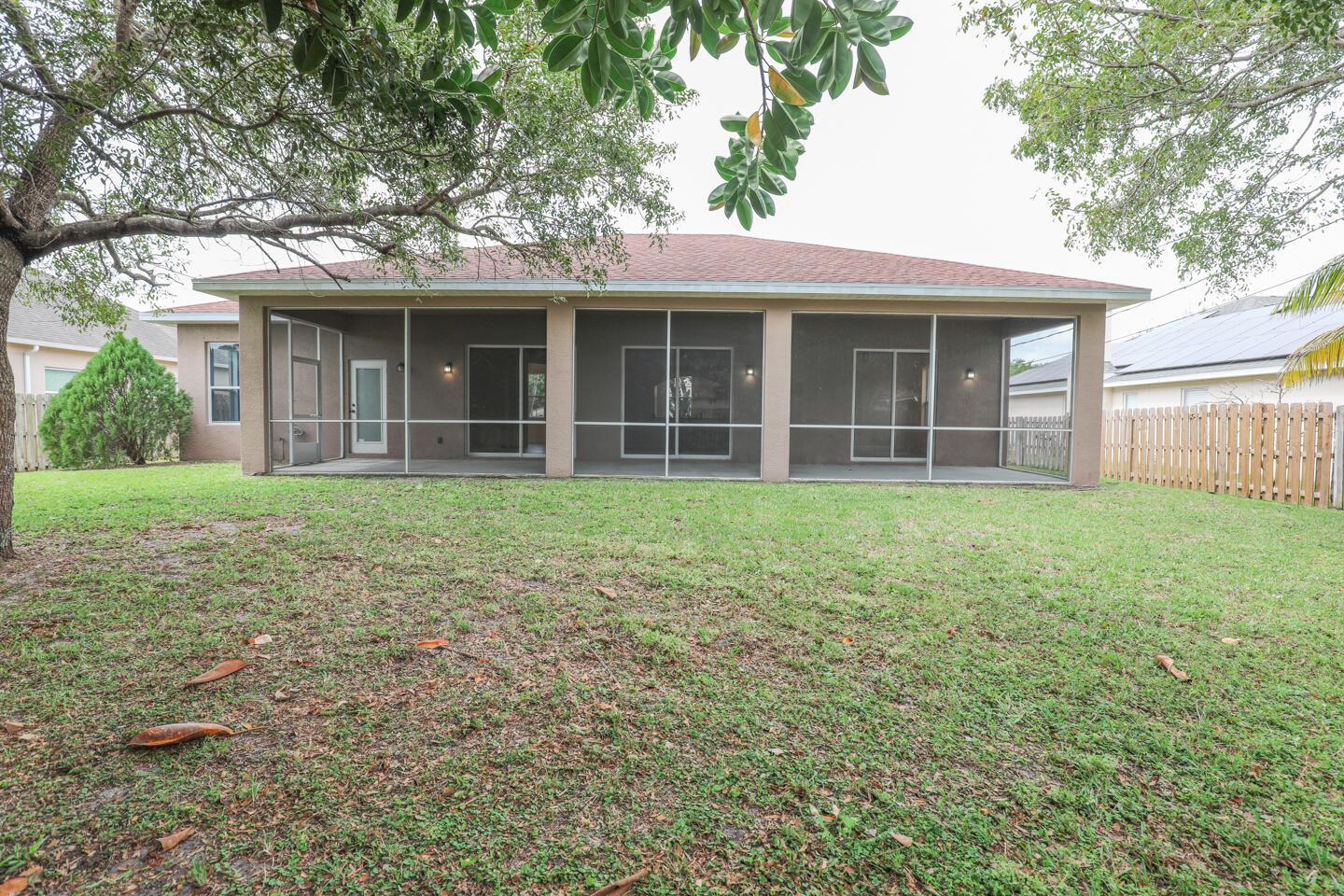 25/37S/39E - Residential