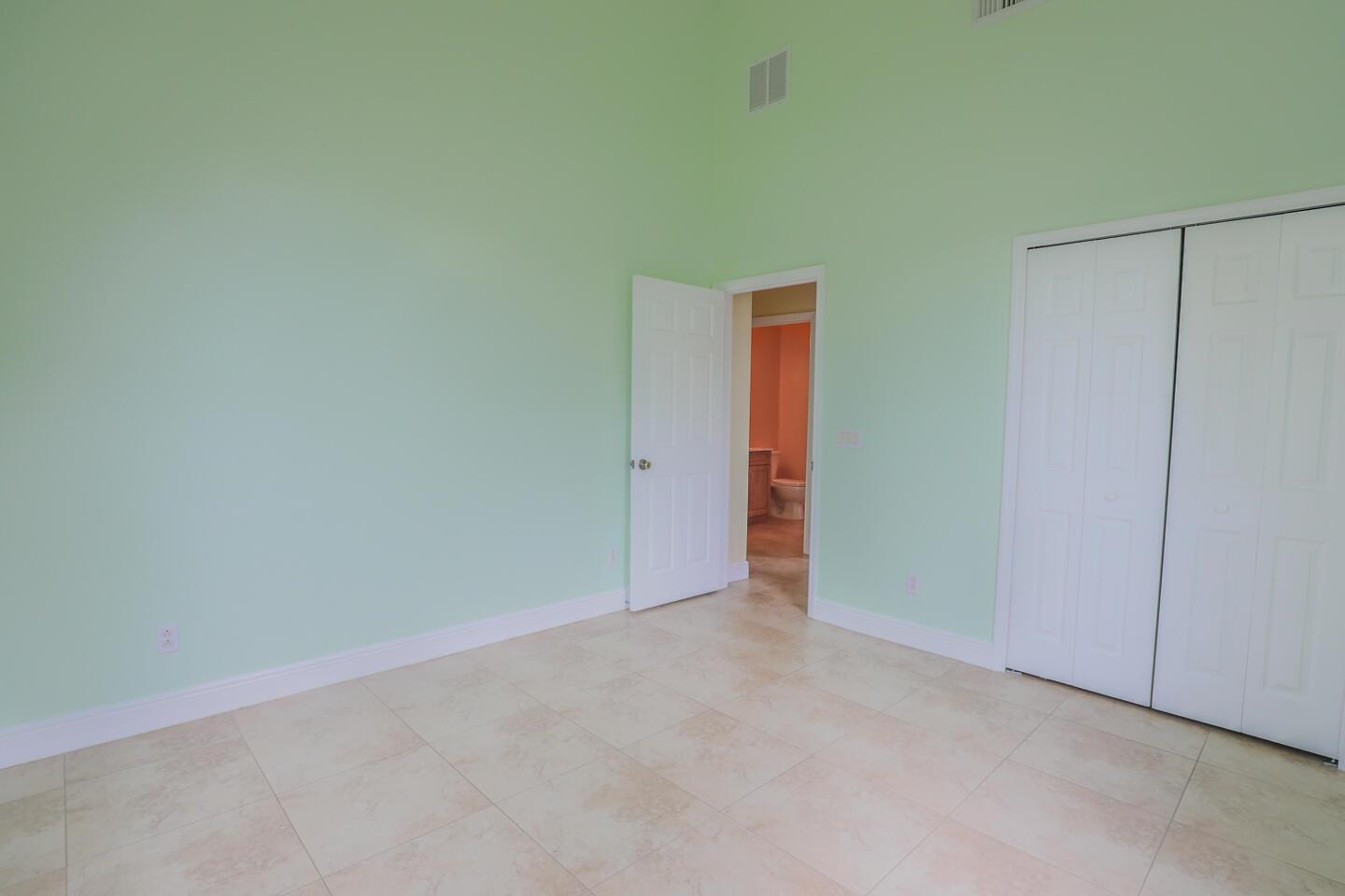 25/37S/39E - Residential