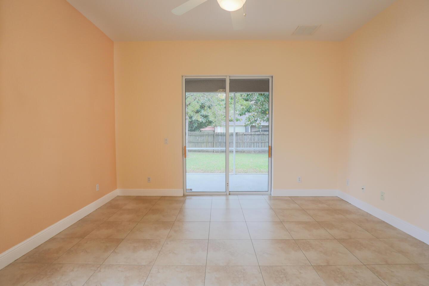 25/37S/39E - Residential