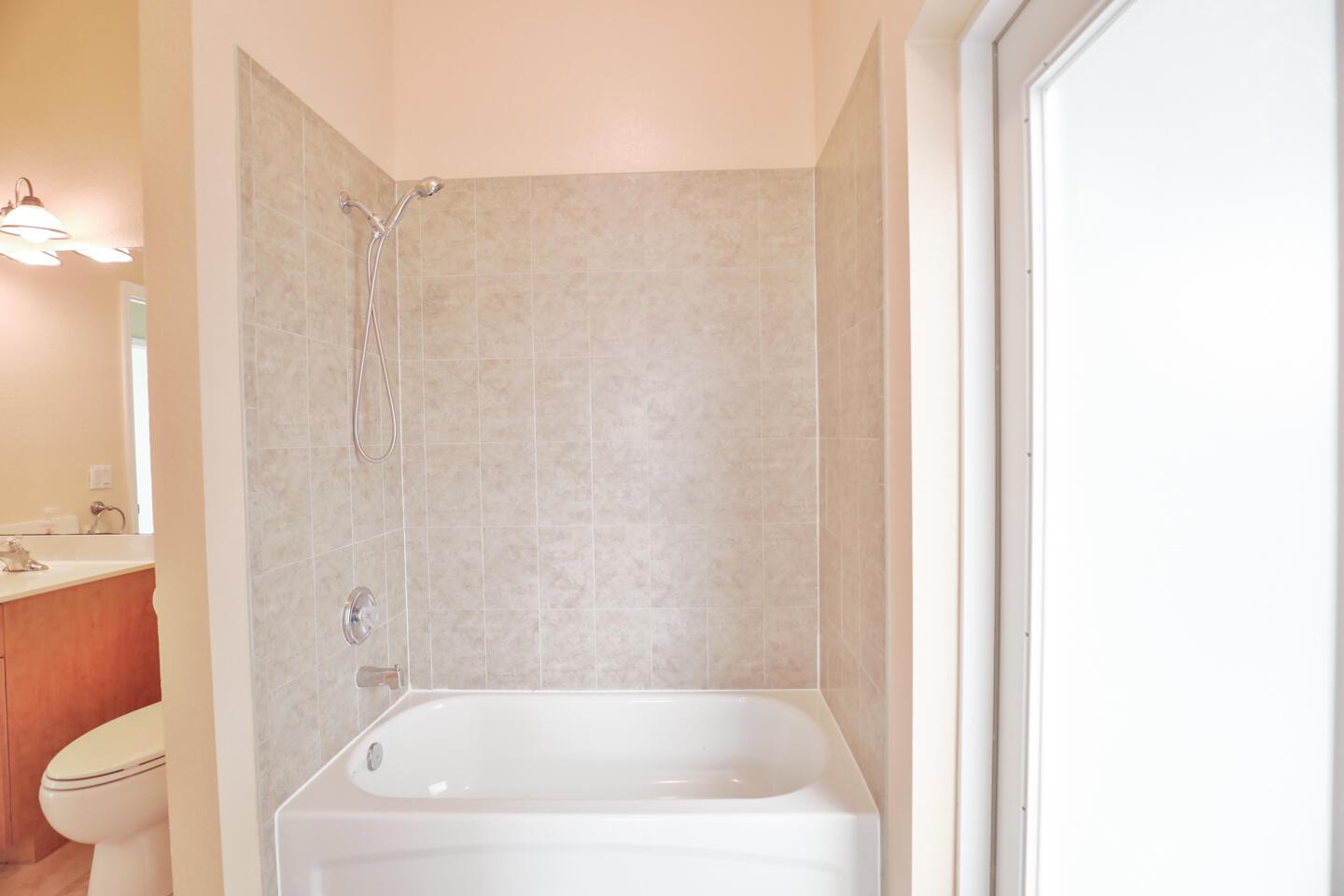 25/37S/39E - Residential