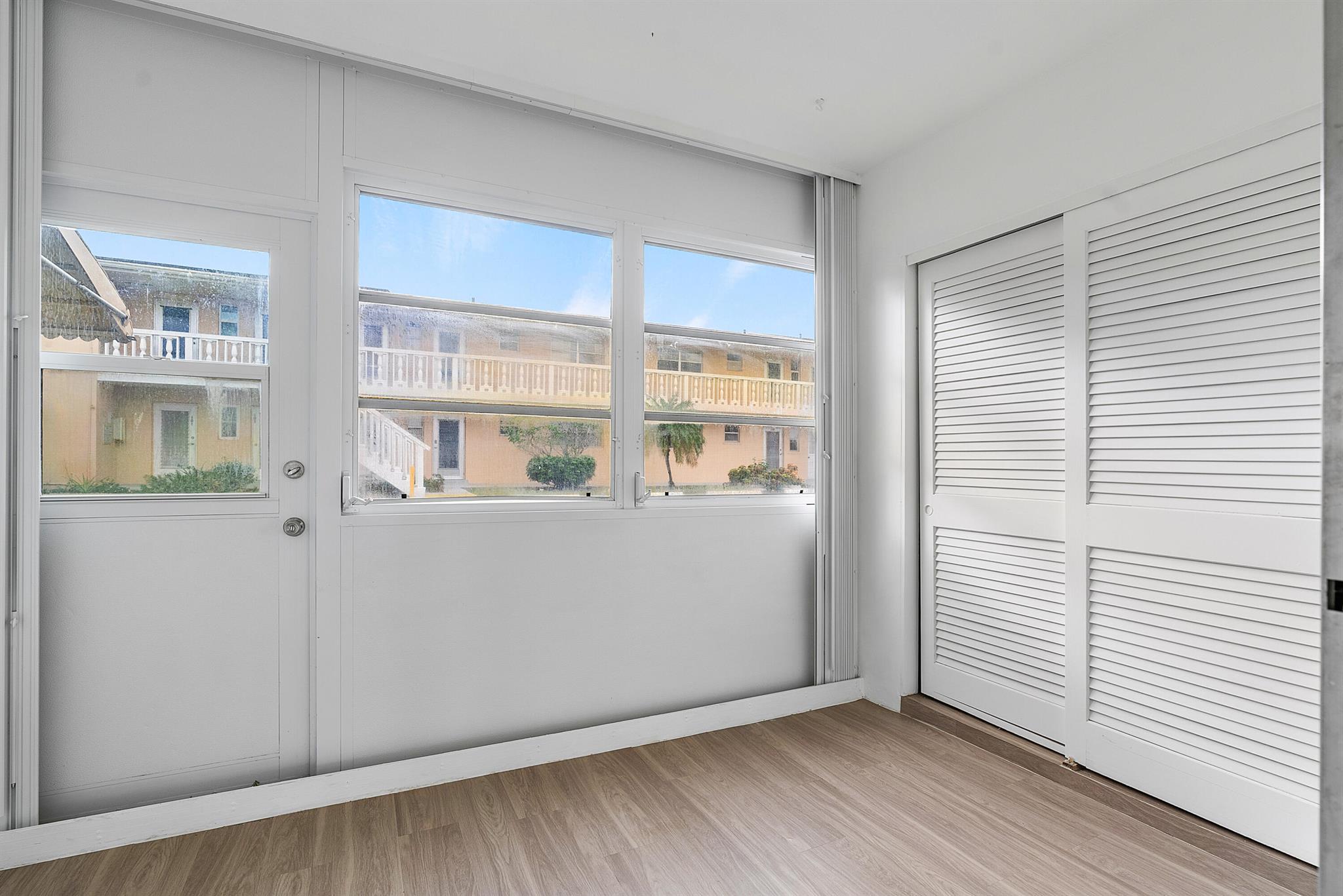 VILLAGE ROYALE CONDO 4 - Residential Lease