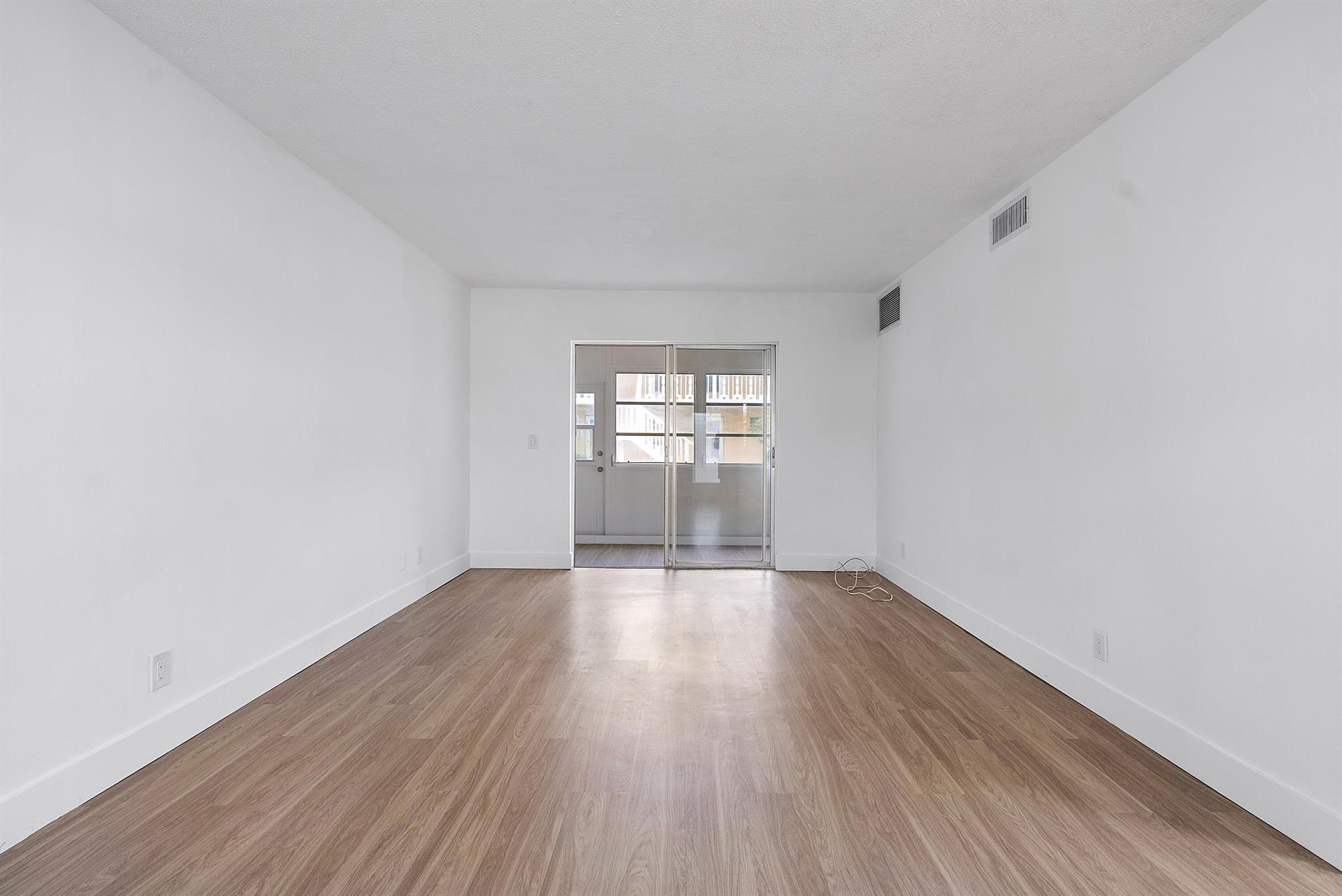 VILLAGE ROYALE CONDO 4 - Residential Lease