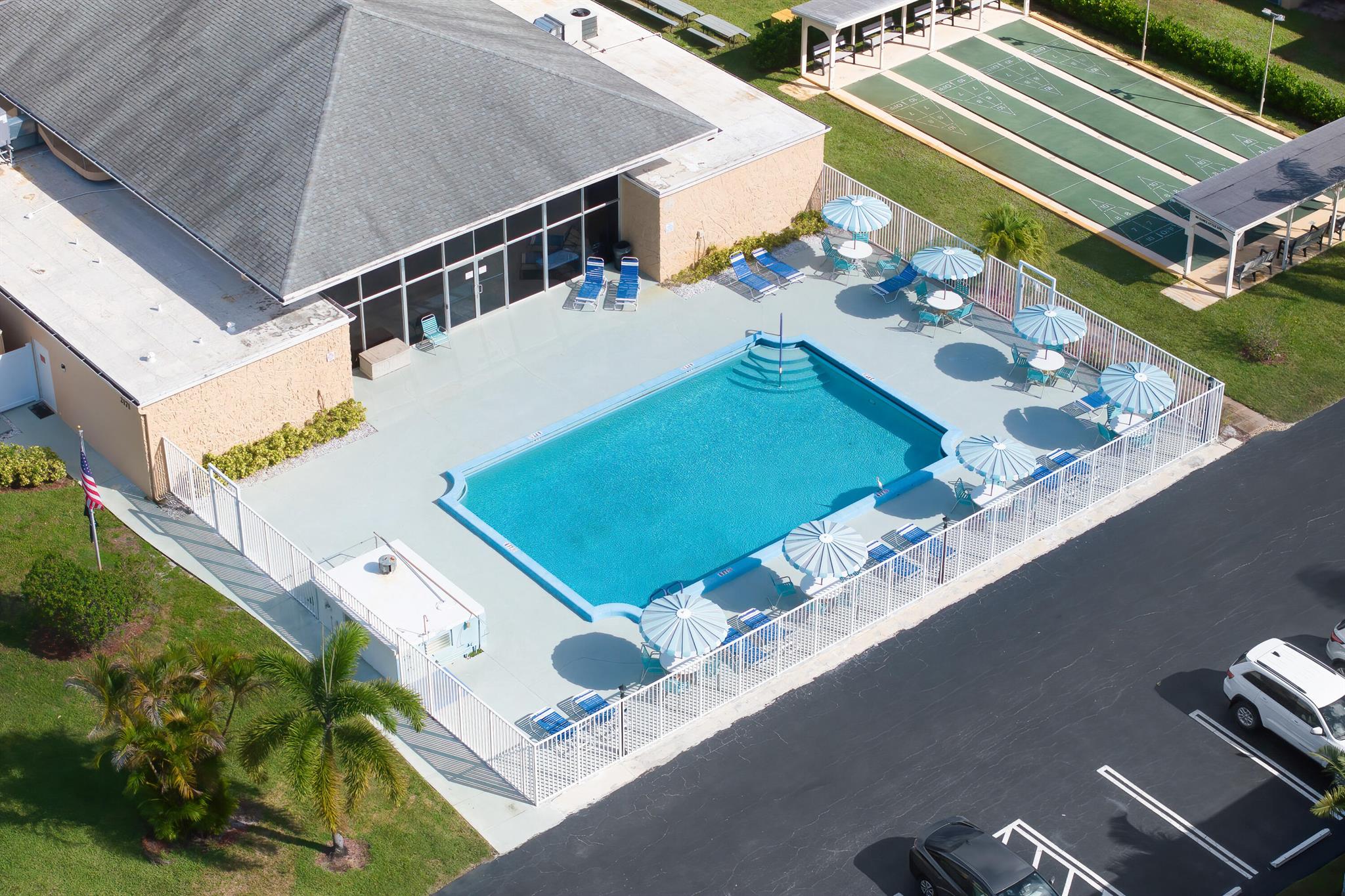 VILLAGE ROYALE CONDO 4 - Residential Lease