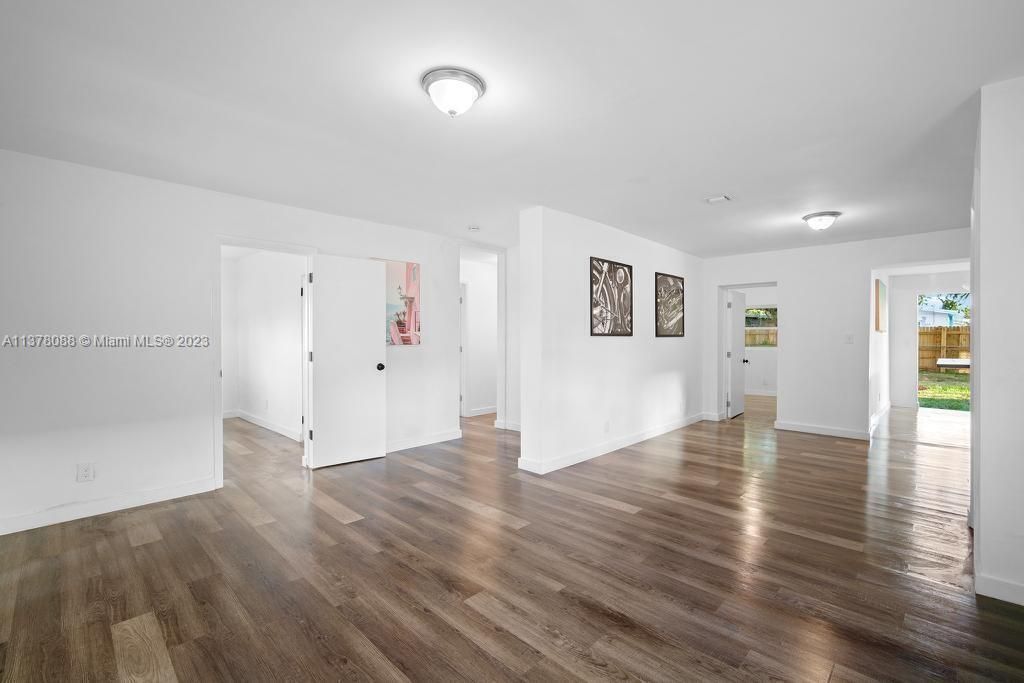 Photo of 722 SW 9th Street, Delray Beach, FL 33444 (MLS # B26004251)