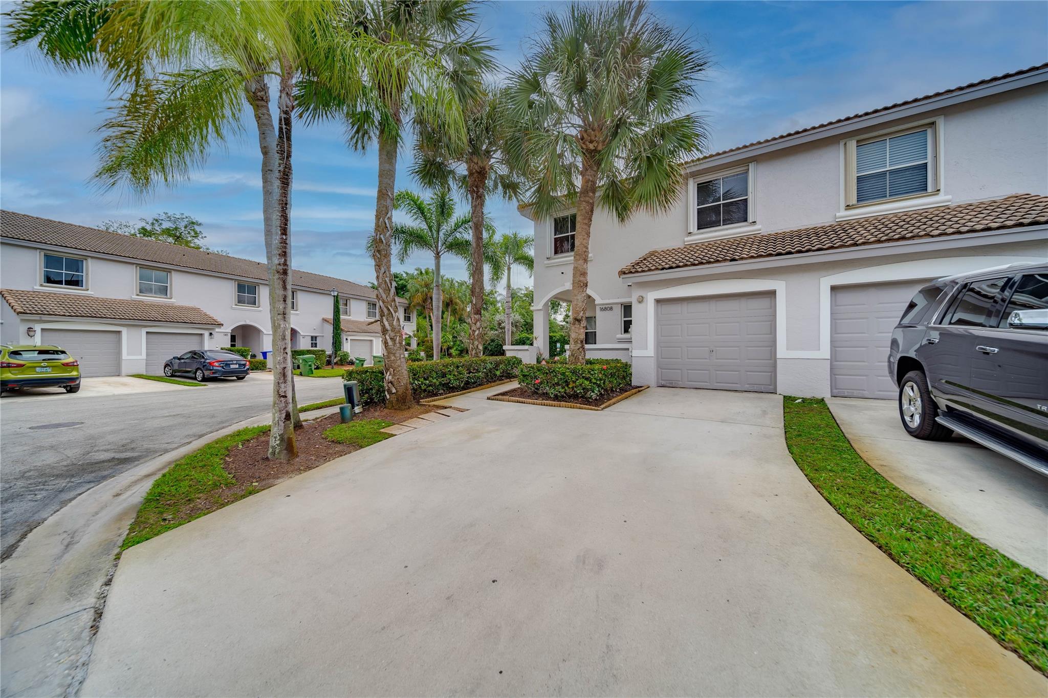 This is a beautiful townhouse, corner unit w/no neighbor behind, located in the tranquil Gated Community of Sterling Place @ Pembroke Shores. Home has laminate & tile throughout. Formal Living & dining. Home features spacious eat-in kitchen with new kitchen cabinetry, new stainless steel refrigerator. The master bedroom is huge & has an extended area which could be used for an office space/sitting area/play area, also spacious walk-in-closet. Accordion shutters throughout. Screen patio. Green space at the back. Great Community, Area and Location, near Shopping areas, Restaurants, Parks and great school district.