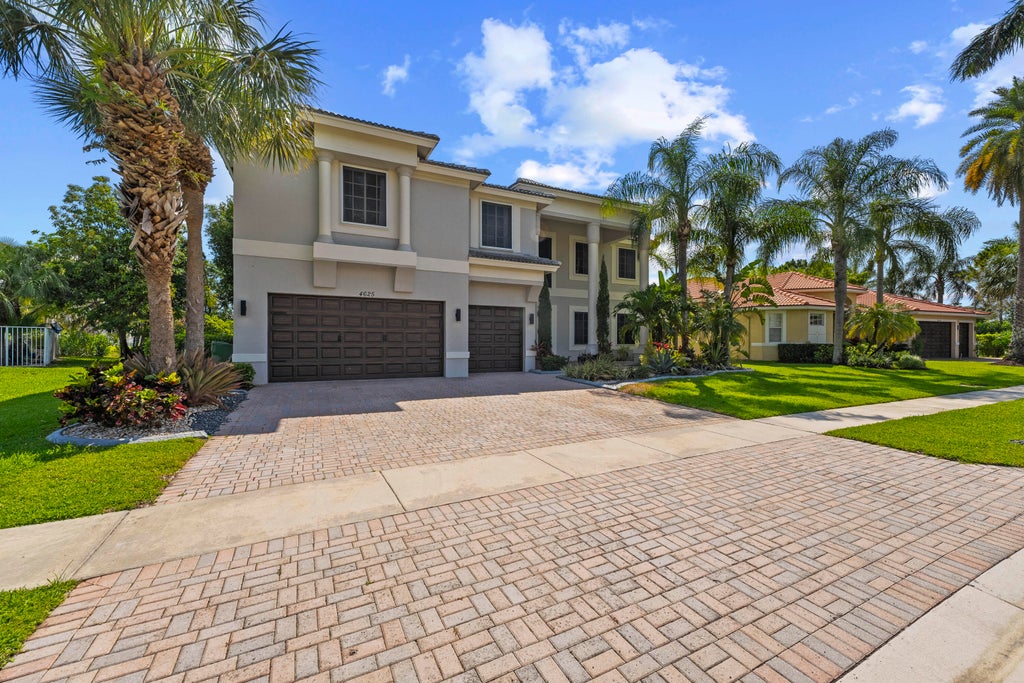Photo of 4625 N ISLAND REEF Drive N, Wellington, FL 33449 (MLS # B26080527)