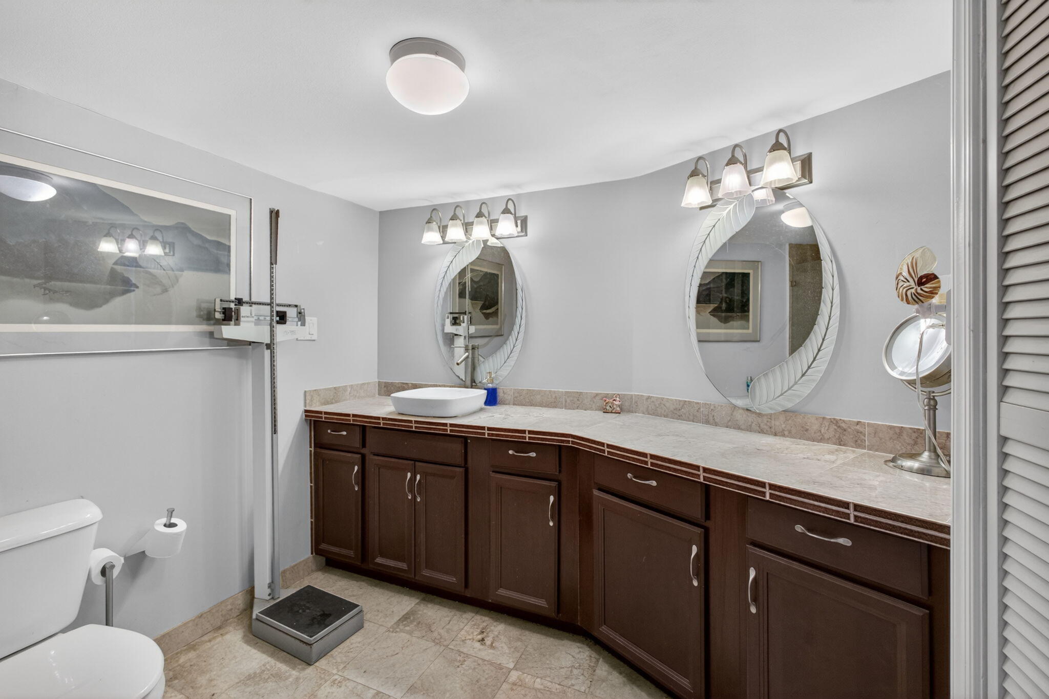 CONNEMARA CONDO - Residential